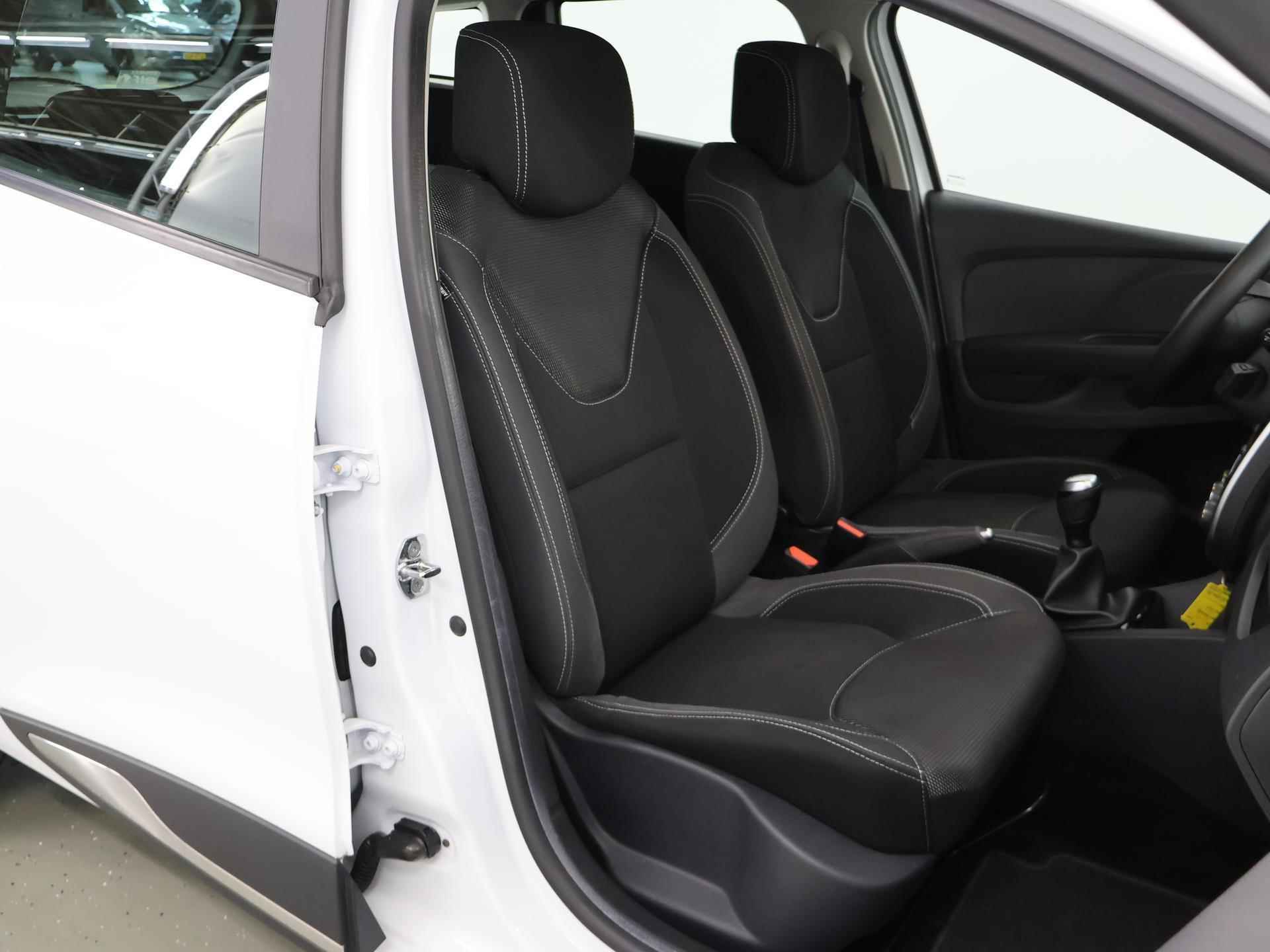 Renault Clio Estate 0.9 TCe Zen | Navigatie | Bluetooth | Airco | Keyless go | - 11/39
