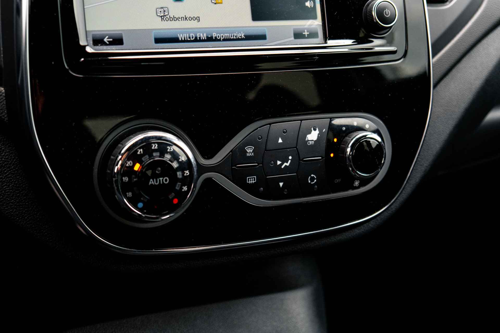 Renault Captur 1.3 TCe 150pk Version S | Automaat | Reservewiel | Stoelverwarming | incl. Bovag rijklaarpakket met 12 maanden garantie - 42/48