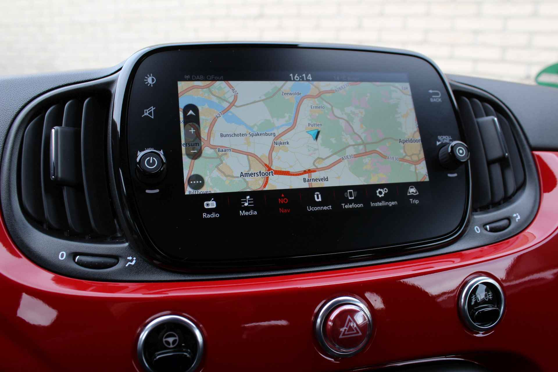 Fiat 500C 1.0 Hybrid RED | Uniek! | Navigatie | Beats Audio | Cruise - 12/30