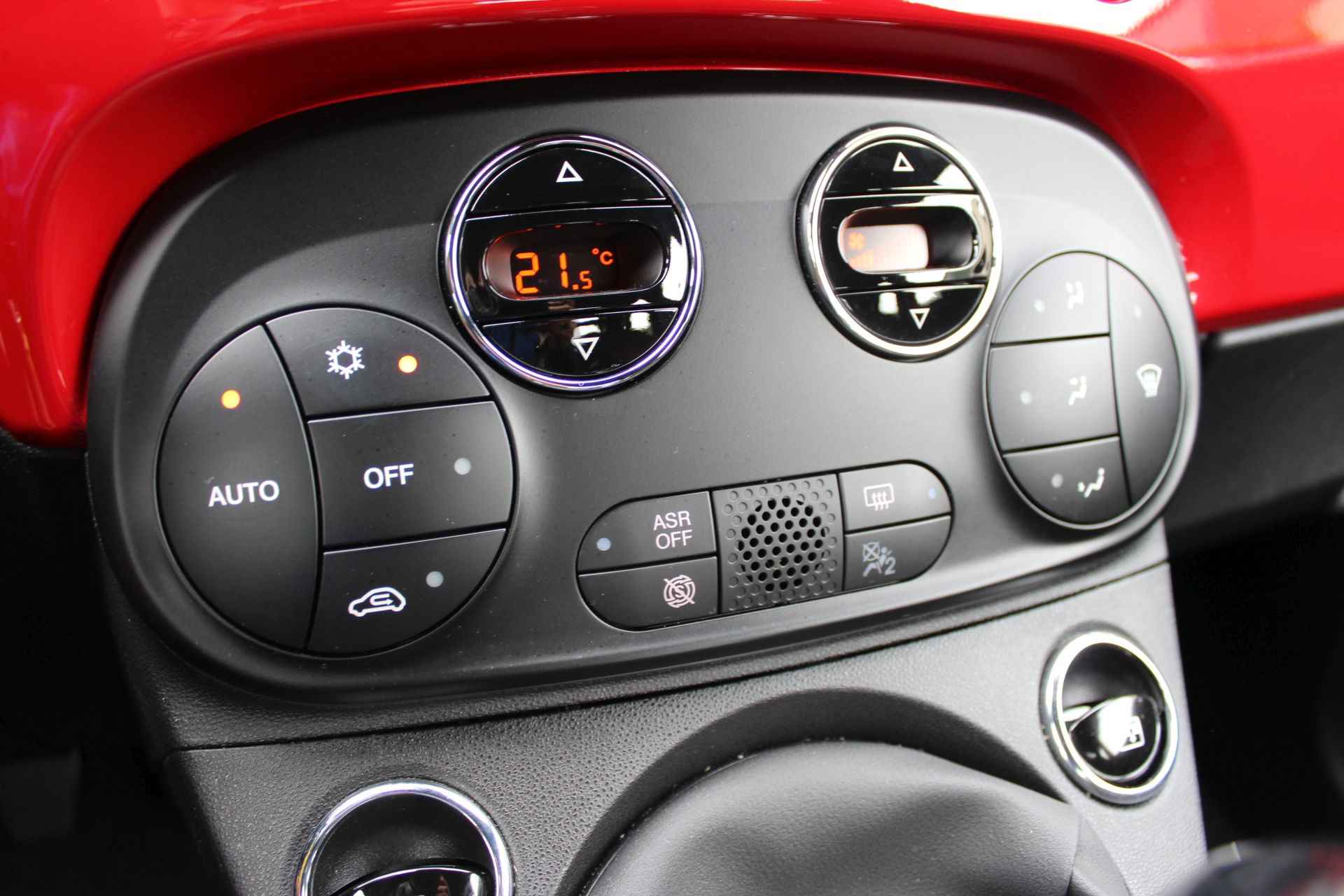 Fiat 500C 1.0 Hybrid RED | Uniek! | Navigatie | Beats Audio | Cruise - 17/30