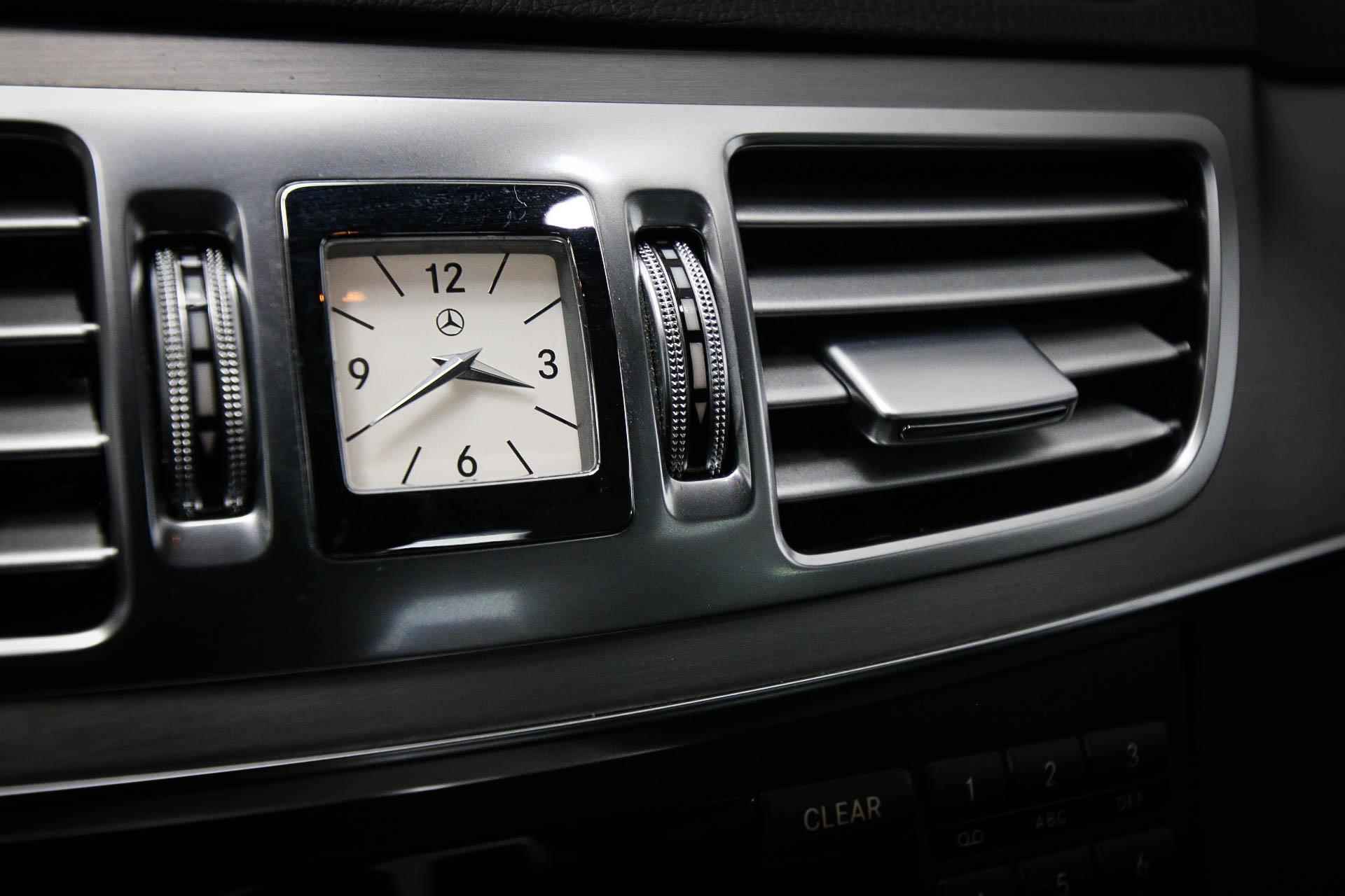 Mercedes-Benz E-klasse 200 Edition Sport | CLIMA | HALF LEDER | CRUISE | NAVI | PDC | TREKHAAK | 18" - 42/55