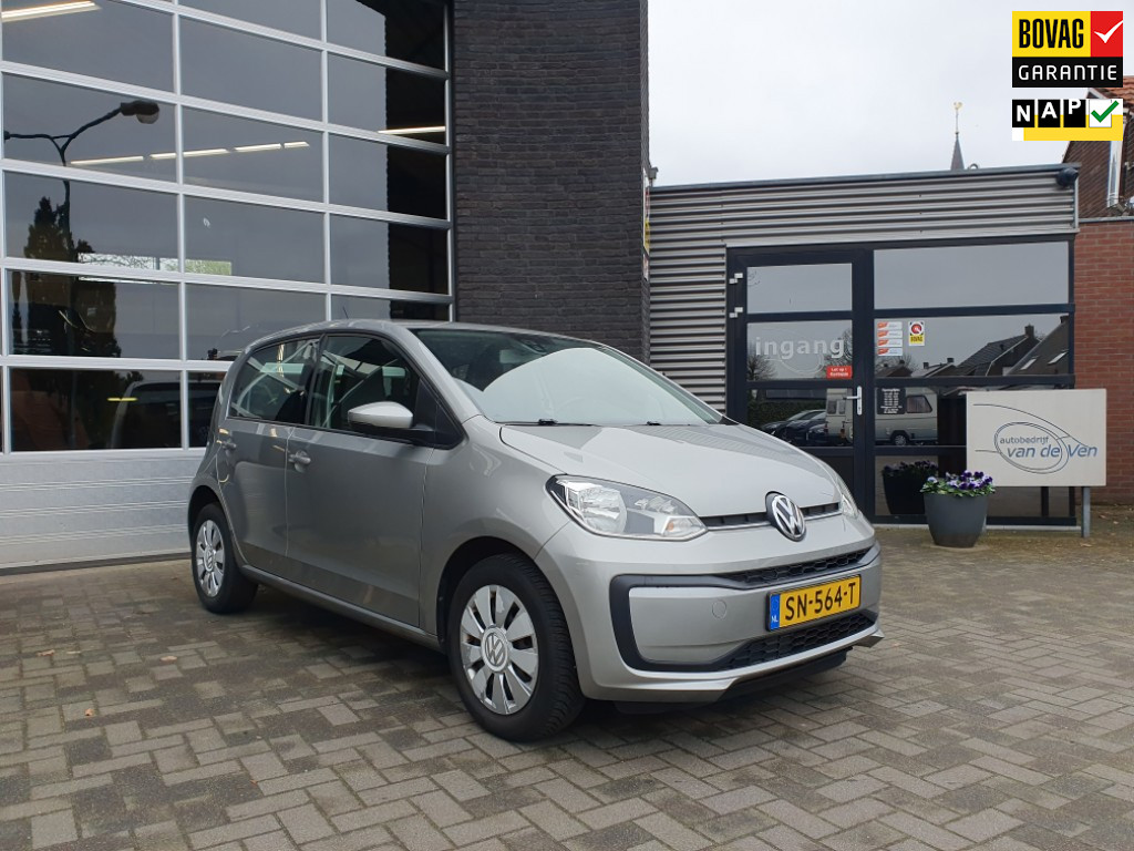 Volkswagen Up! 1.0 BMT move up! blue tooth, airco, centrale vergrendeling.