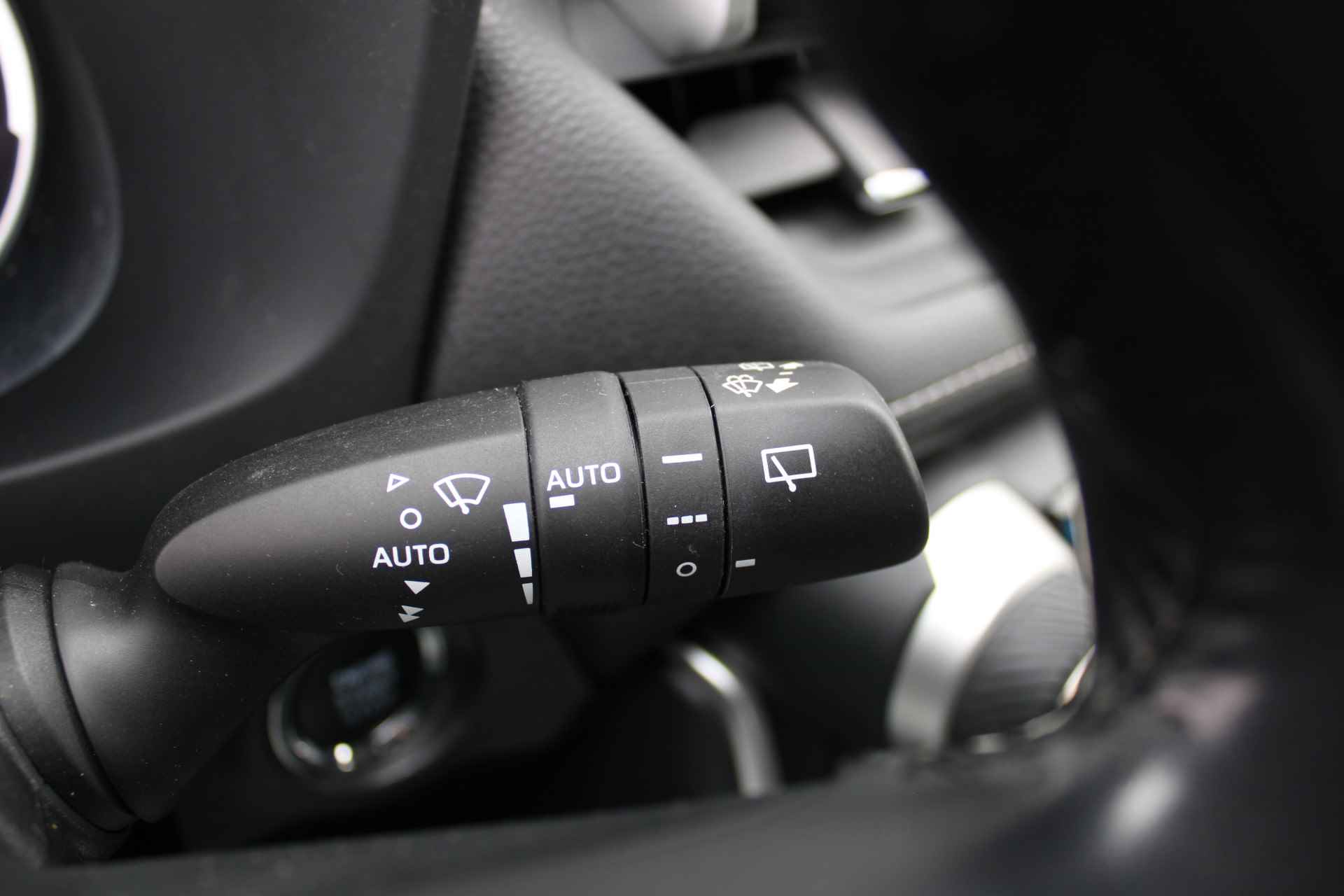 Toyota RAV4 2.0 VVT-iE Active | PDC | Adap. Cruise | Camera | 17" LM | Winterset | - 16/31