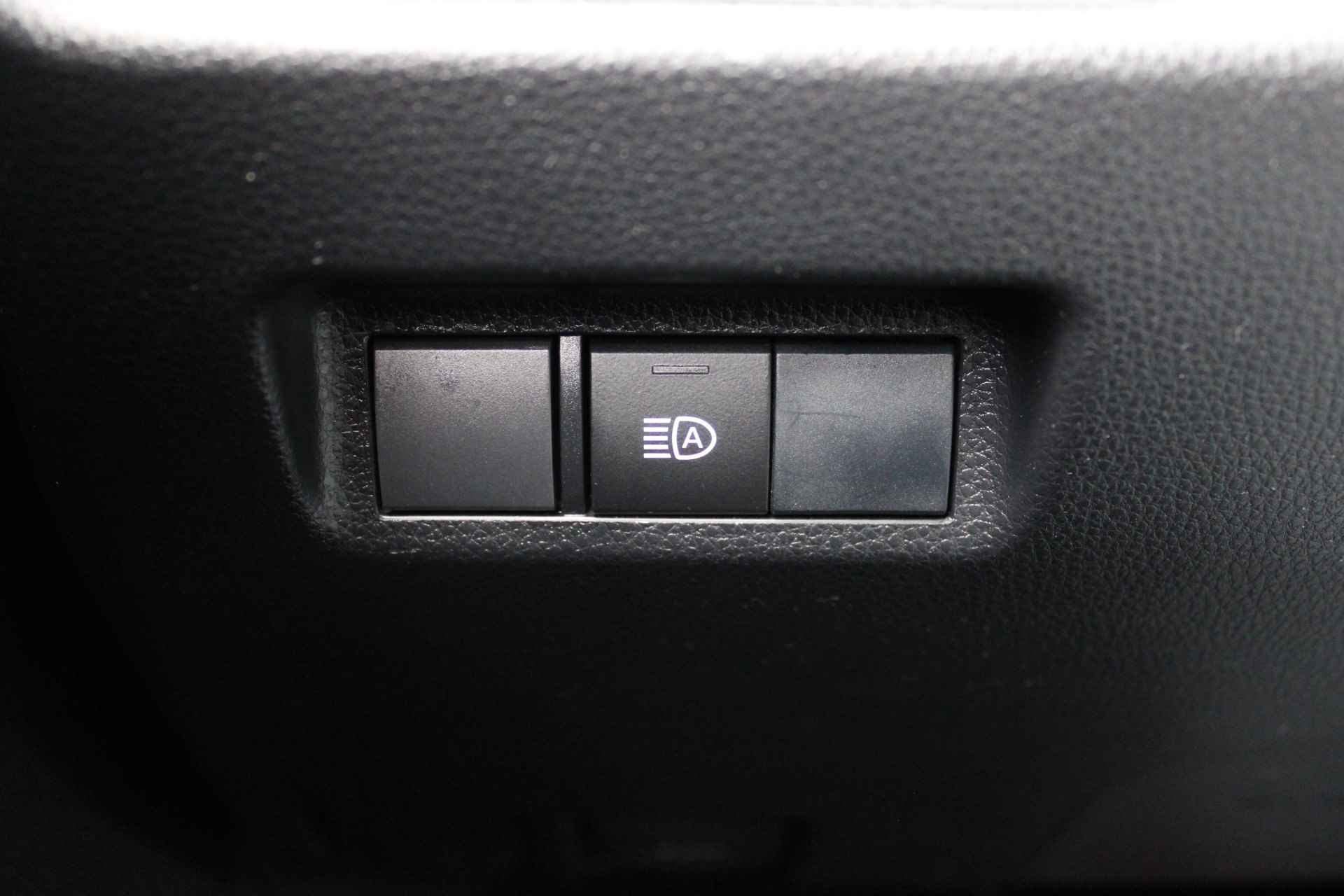 Toyota RAV4 2.0 VVT-iE Active | PDC | Adap. Cruise | Camera | 17" LM | Winterset | - 24/31