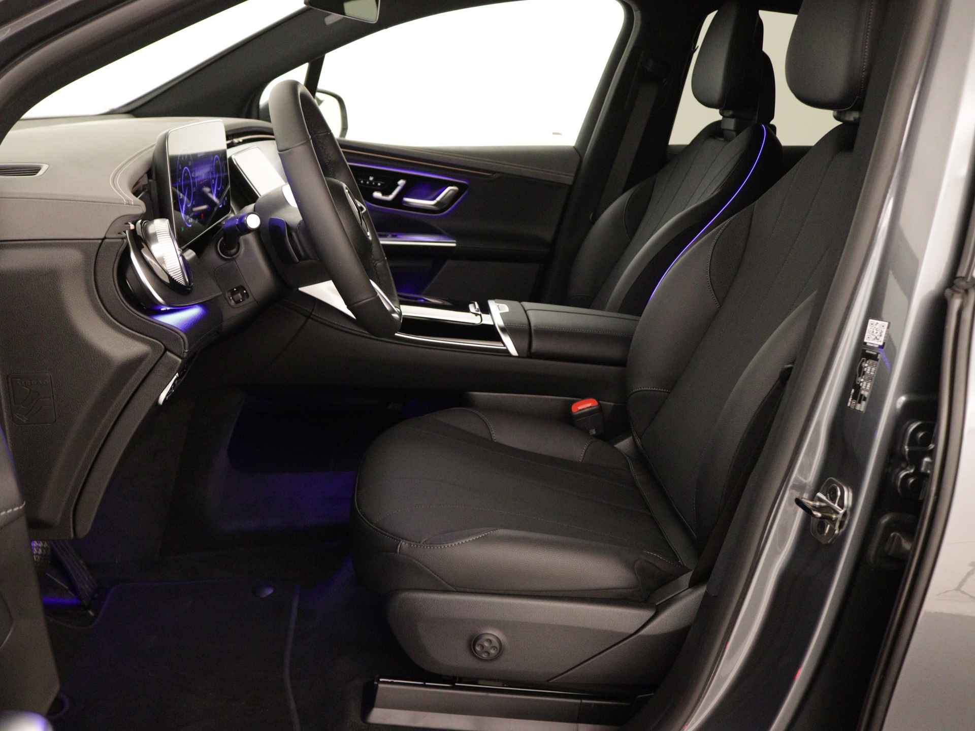 Mercedes-Benz EQE SUV 350+ Business Edition 96 kWh | Trekhaak | Parkeerpakket met achteruitcamera | Memorypakket | Spiegelpakket | Assistentiepakket | Verwarmde stoelen vooraan | Dodehoekassistent | - 11/37