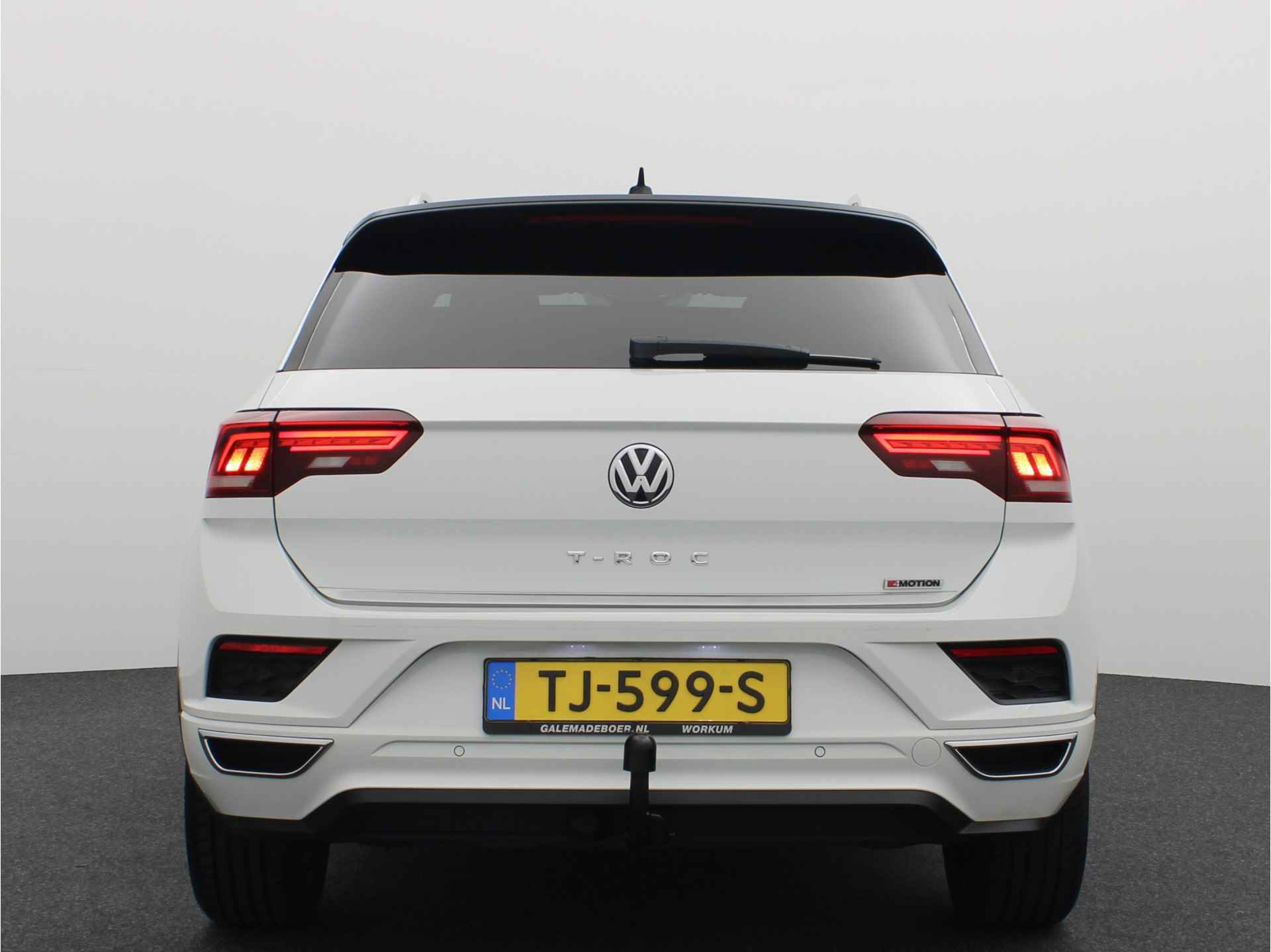 Volkswagen T-Roc 2.0 TSI 4Motion Sport AUTOMAAT / PANORAMADAK / FULL LED / BEATS / TREKHAAK / CAMERA / VIRTUAL / STOELVERW / KEYLESS / NL-AUTO - 5/63