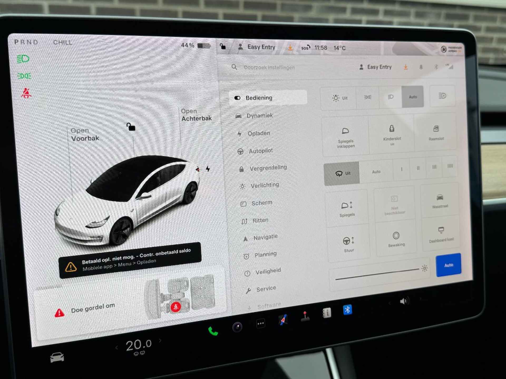 TESLA Model 3 Standard range RWD Plus 60 kWh - Trekhaak - Panoramadak - 22/26