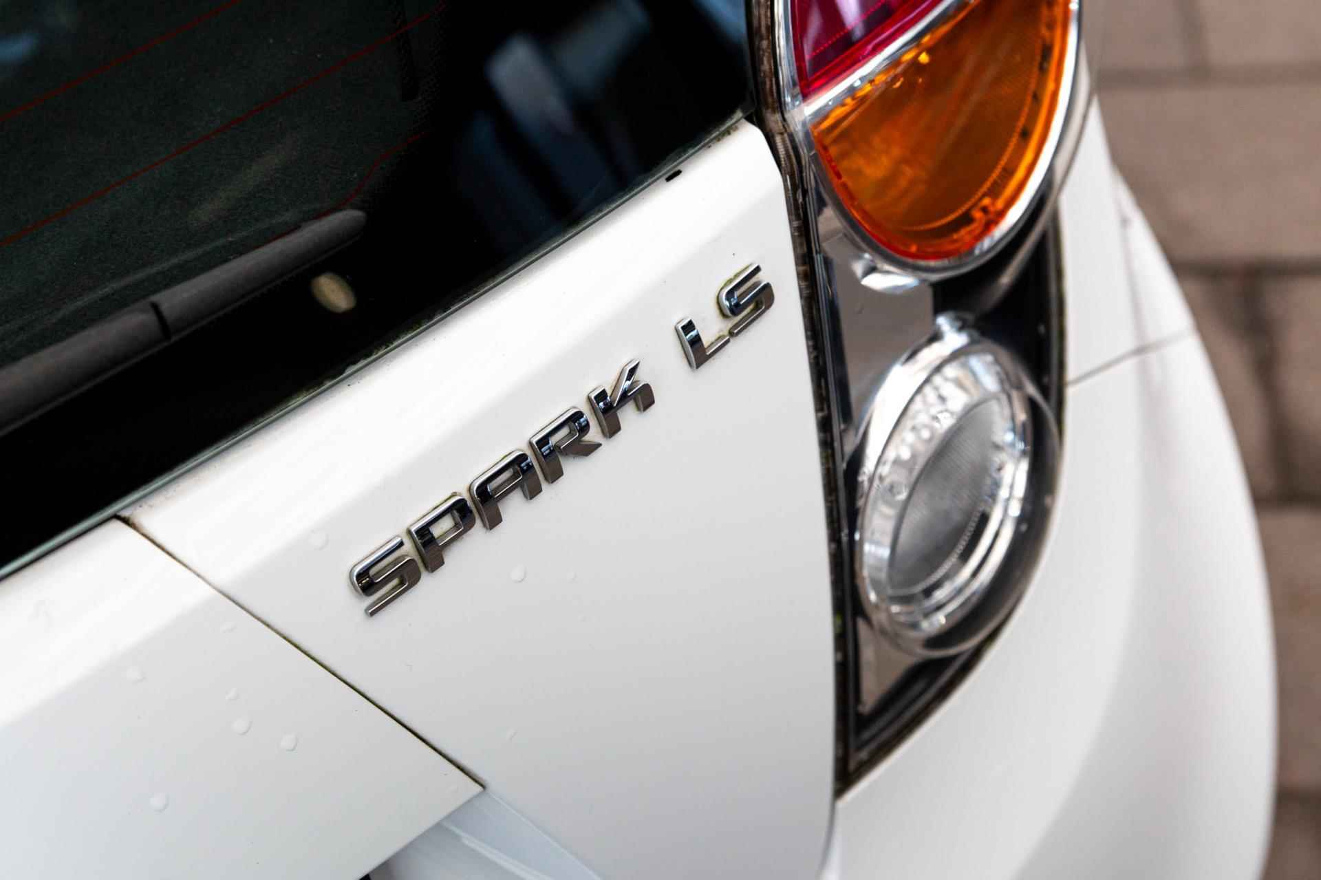 Chevrolet Spark 1.0 16V LT Airco / Rijklaarprijs / 1jaar Bovag garantie - 10/50
