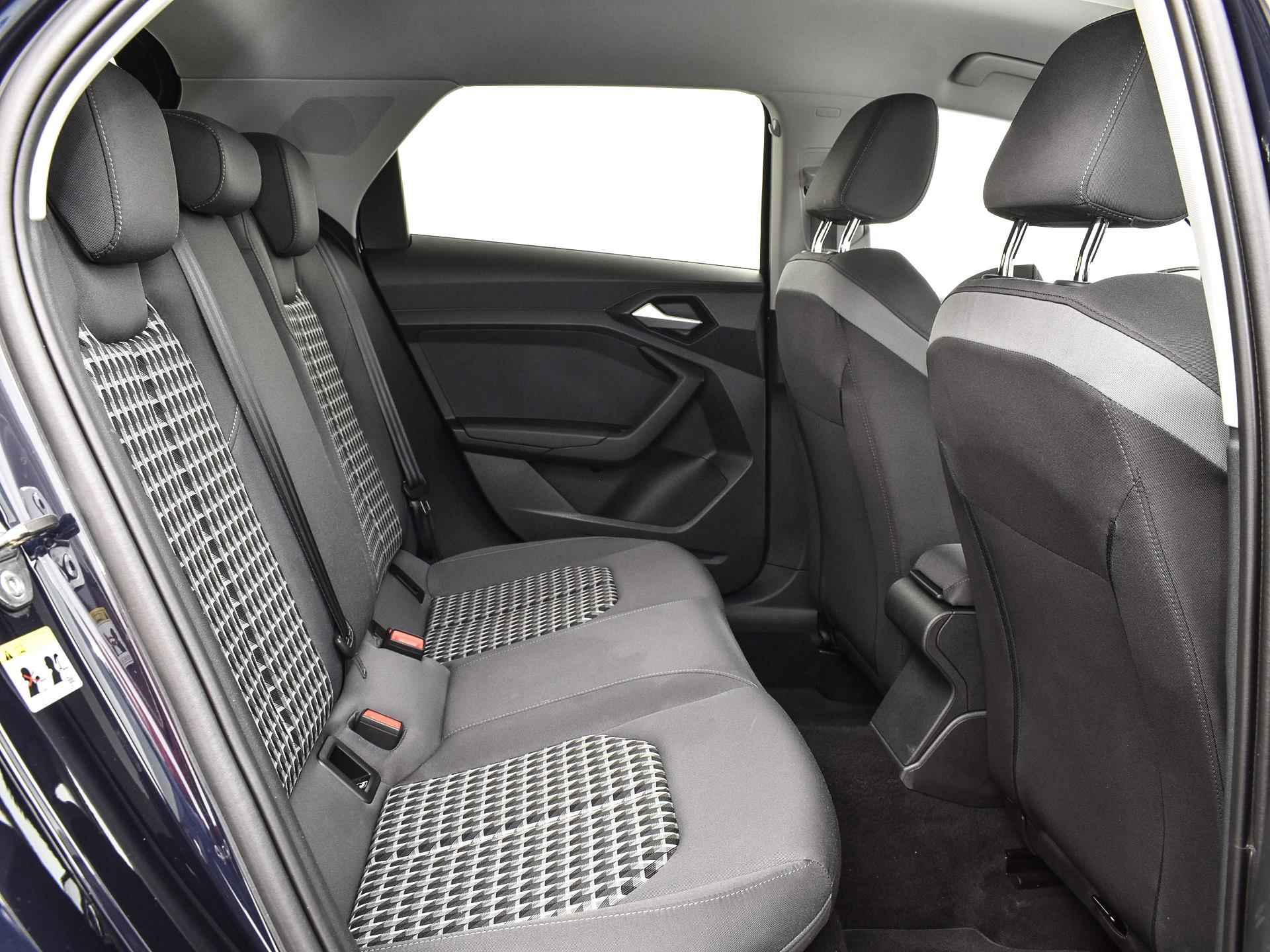 Audi A1 Sportback 25 Tfsi 95pk S-Tronic Advanced edition | Airco | Cruise Control | P-Sensoren | DAB | Smartphone Interface | Spraakherkenning | Getint Glas | 17'' Inch | Garantie t/m 09-05-2026 of 100.000km - 14/31