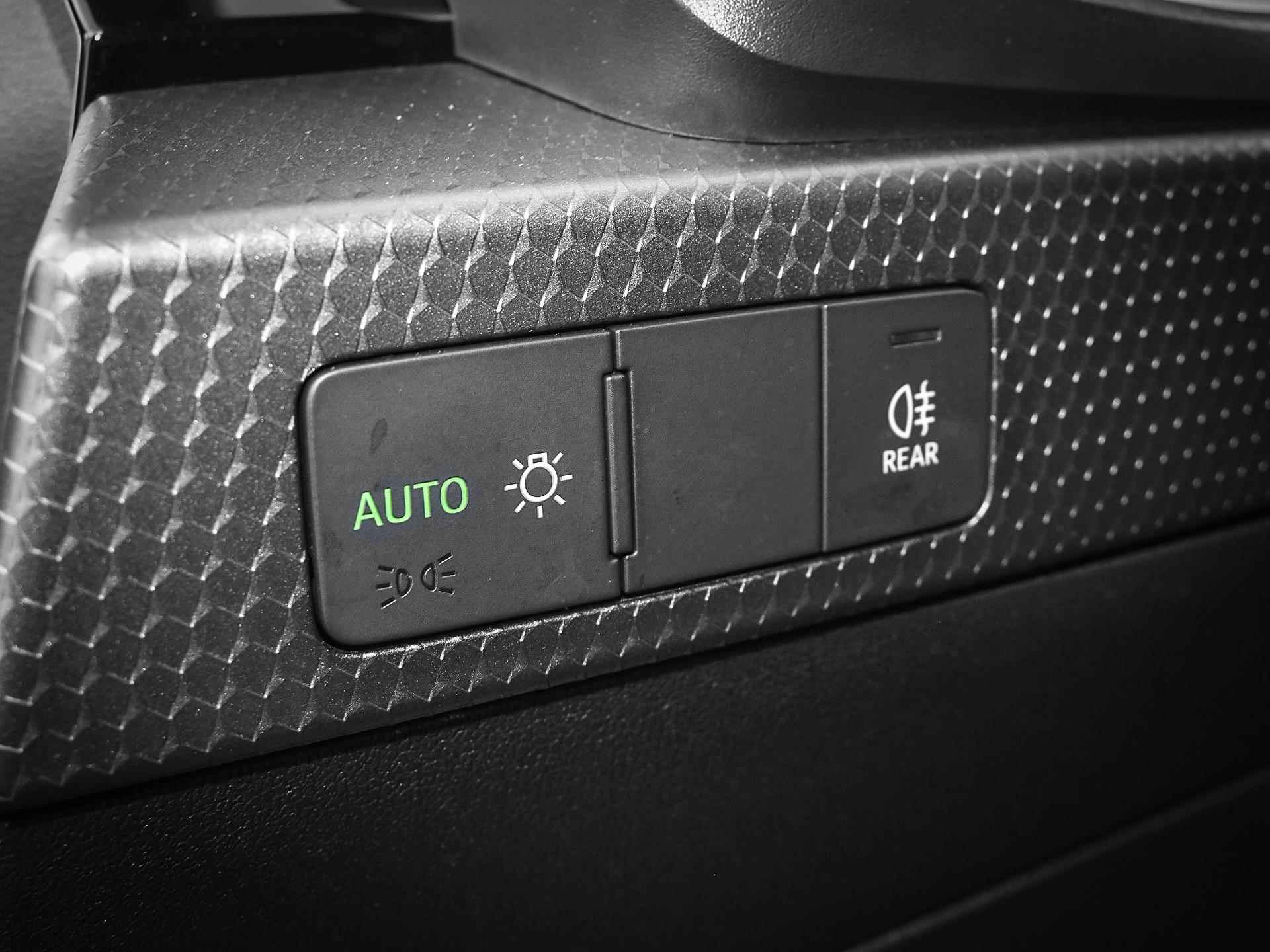 Audi A1 Sportback 25 Tfsi 95pk S-Tronic Advanced edition | Airco | Cruise Control | P-Sensoren | DAB | Smartphone Interface | Spraakherkenning | Getint Glas | 17'' Inch | Garantie t/m 09-05-2026 of 100.000km - 18/31