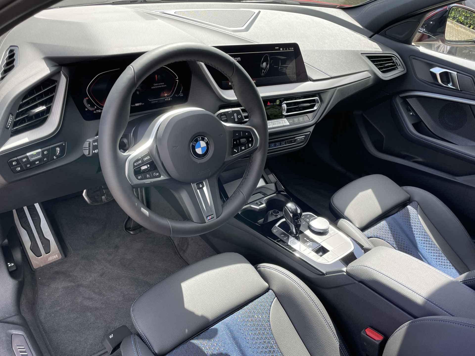 BMW 1-serie 118i Exe | M-Sport | 18" | HiFi | Stuurverw. | Getint Glas | Comfort Acces | Shadow Line - 10/29