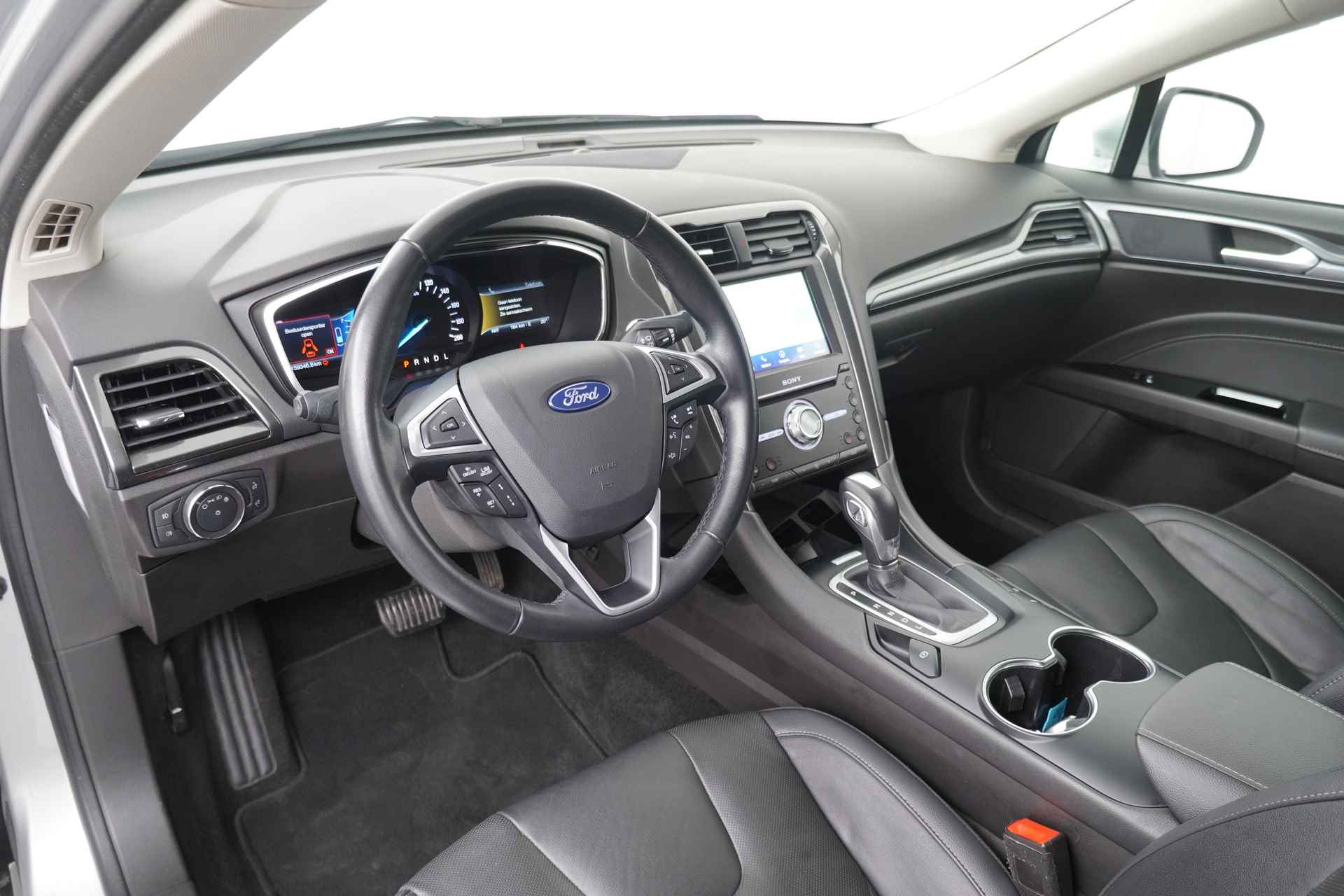 Ford Mondeo BWJ 2019 | 2.0 IVCT HEV 141PK Titanium | LEER | CAMERA A | CLIMA | WINTERPAKKET | NAVI | CARPLAY | AD. CRUISE | - 4/32