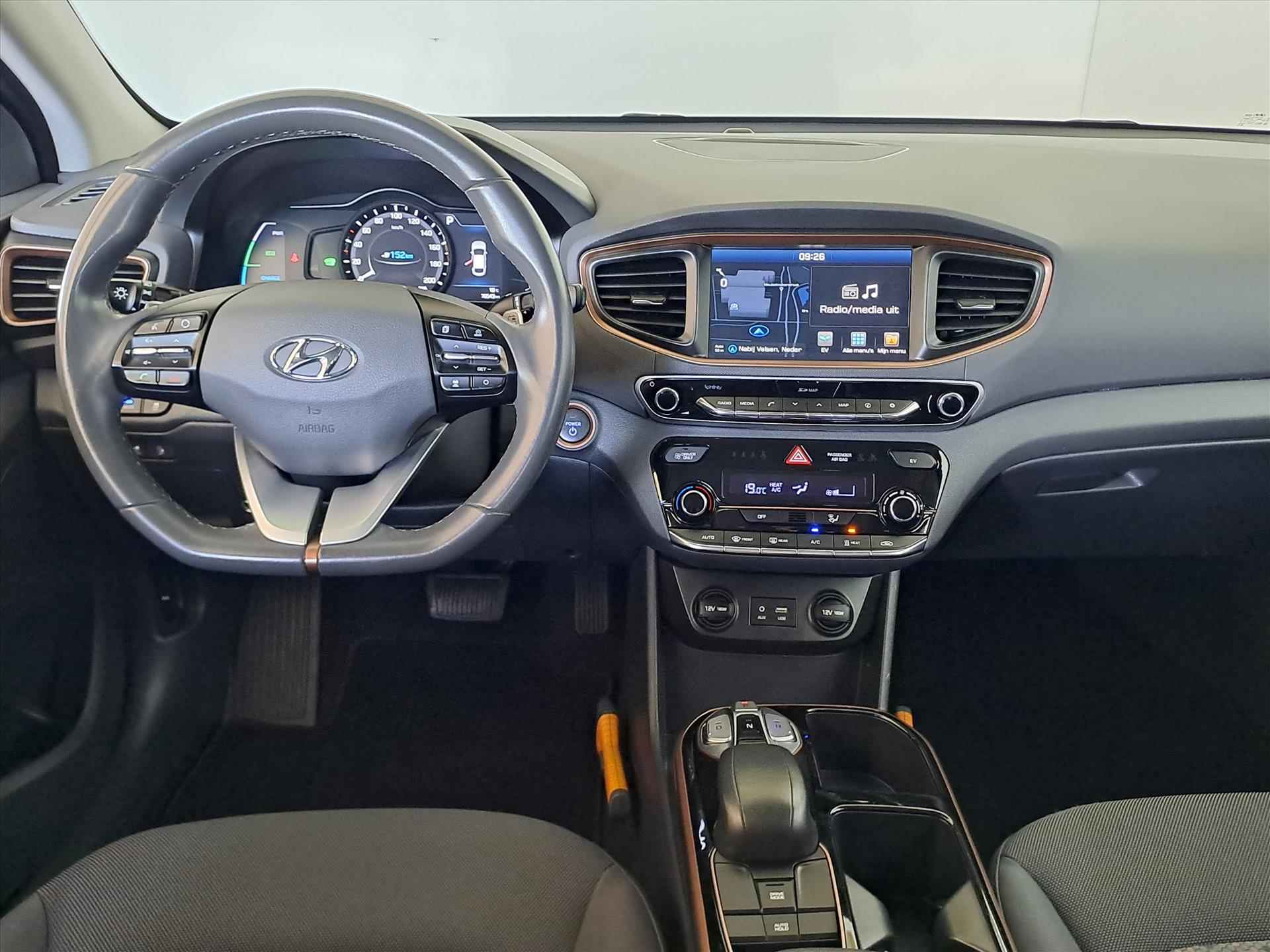 Hyundai Ioniq EV 120 pk Aut. Comfort - 8/26