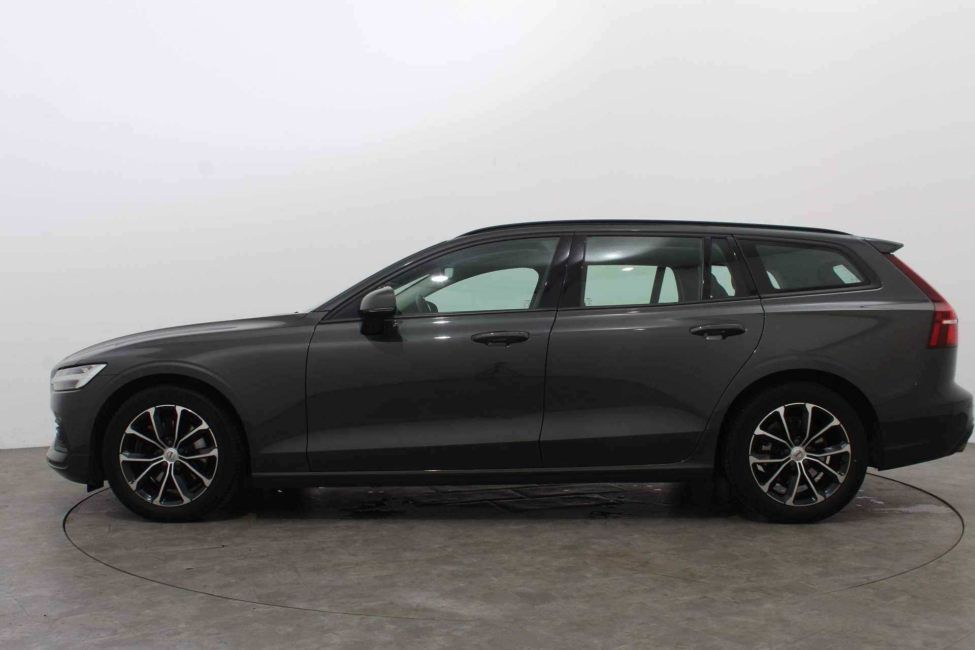 Volvo V60 2.0 B3 163PK MOMENTUM ADVANTAGE AUT8 | Navi | Cruise Adaptief | BLIS | Camera - 7/49