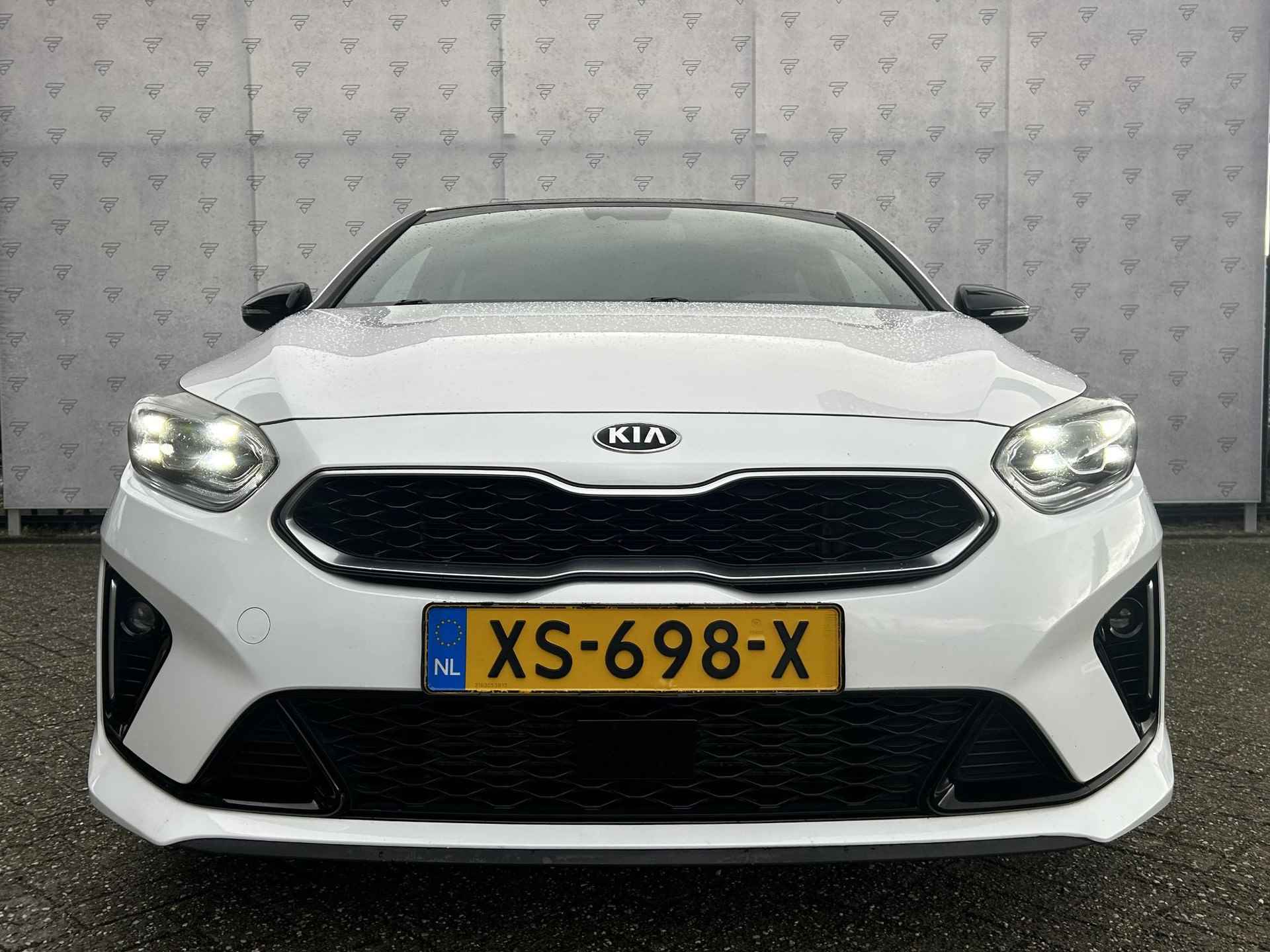 Kia ProCeed 1.4 T-GDI GT-PlusLine | Panoramadak | JBL | Leder/Alcantara | Camera | Navi | 17" Velgen | Apple CarPlay/Anroid Auto | Key-Less | PDC | Cruise | LED | - 4/28