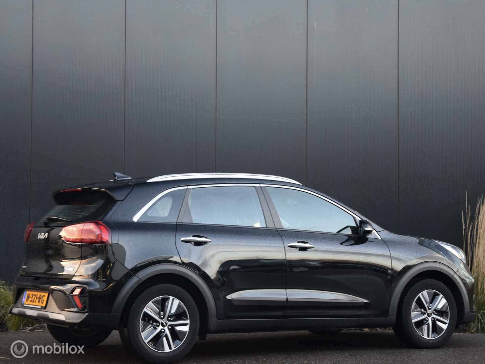 Kia Niro 1.6 GDi Hybrid DynamicLine - 2/21