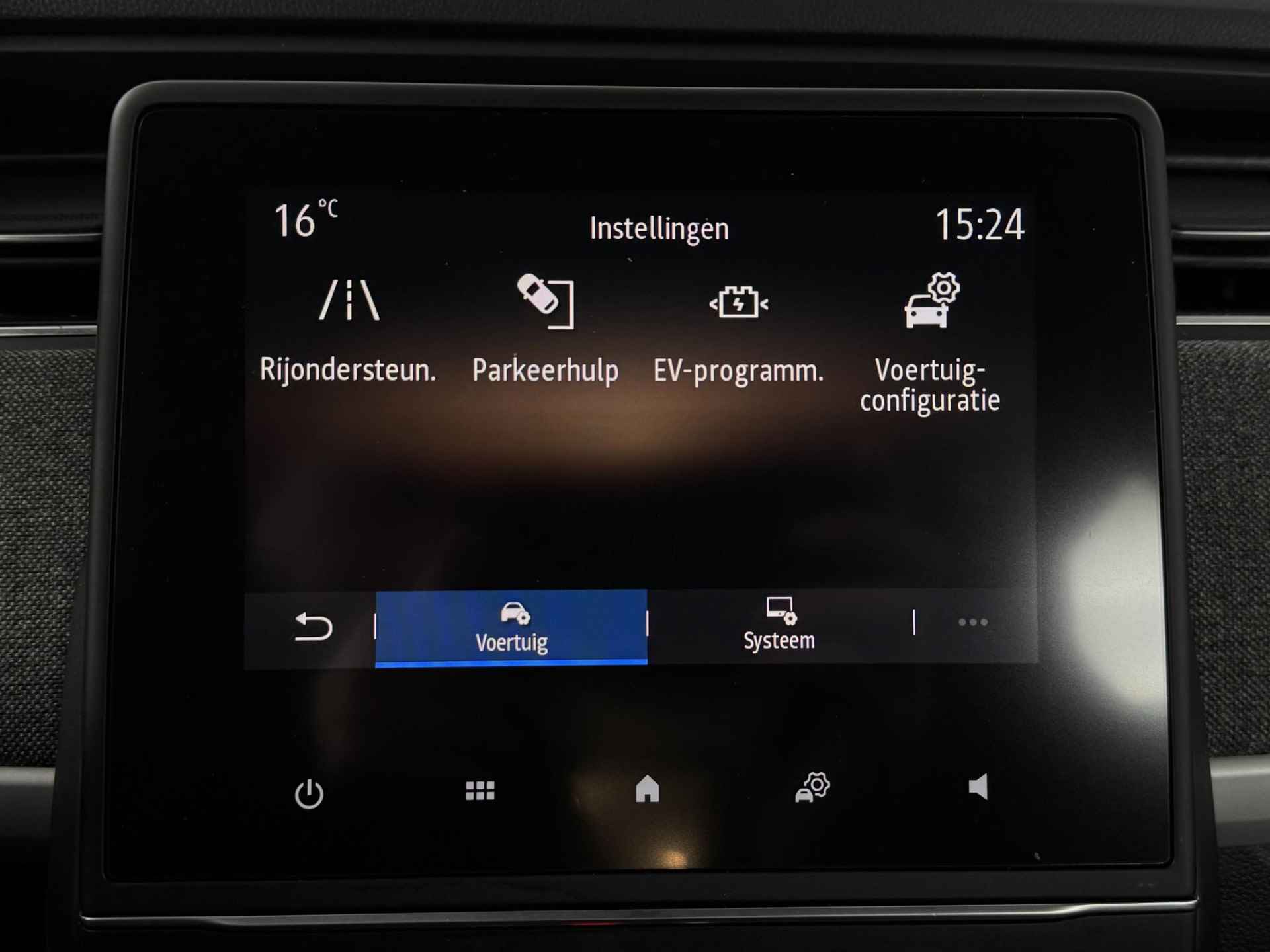 Renault ZOE R135 Zen 52 kWh (Huuraccu) | Apple CarPlay / Android Auto Navigatie | Camera | Cruise Control | - 37/42