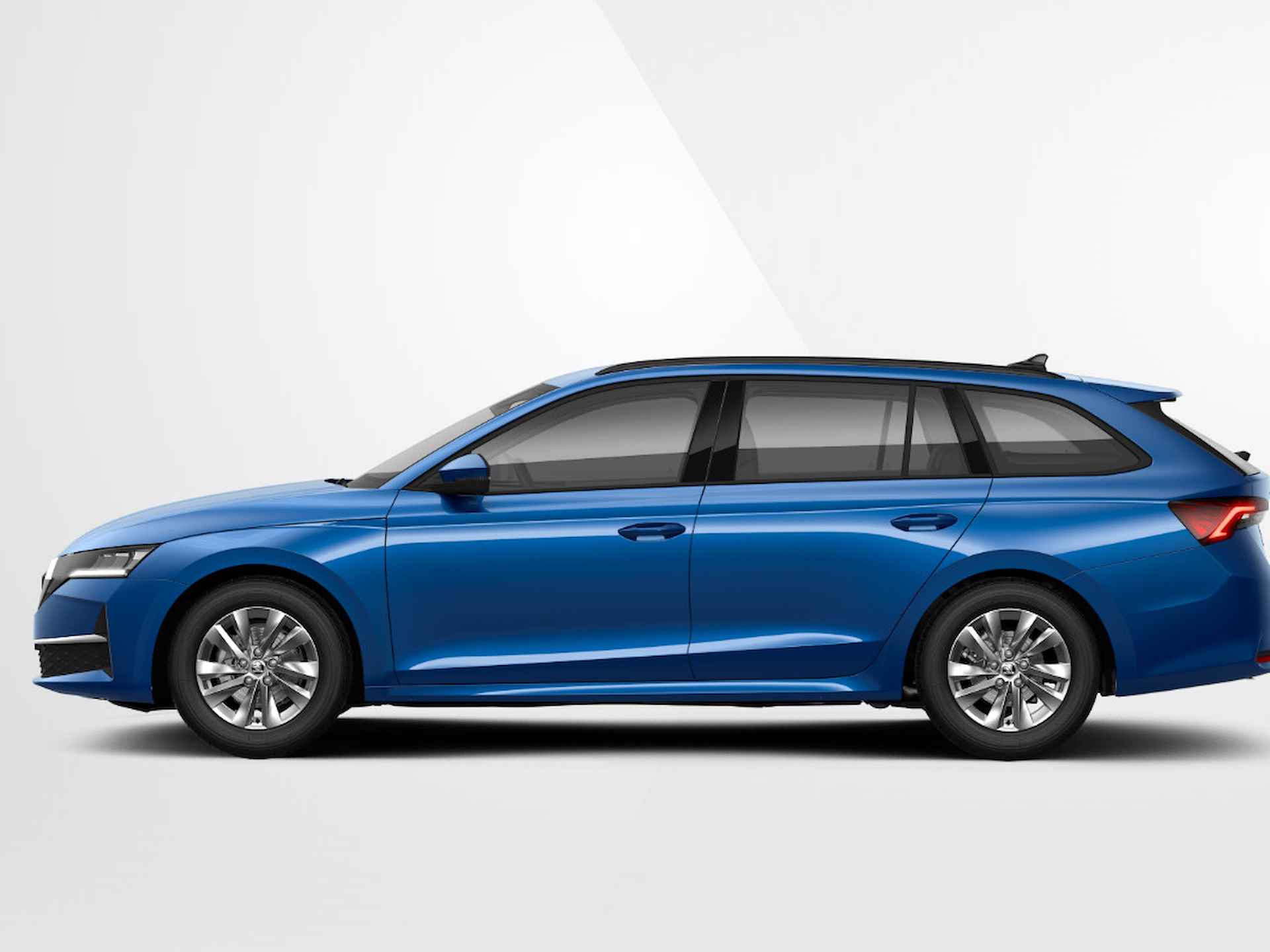 Škoda Octavia combi Edition 1.5 TSI 85 kW / 115 PK Combi 6 versn. Hand | Winter pakket | Energy Blue | Private Lease € 479,- | Incl. inruilvoordeel | - 4/7