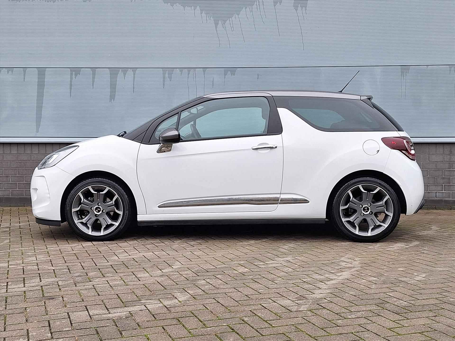 DS Ds3 110pk Automaat So Chic | Navigatie | Climate Control | Cruise Control | Parkeersensoren achter - 3/36