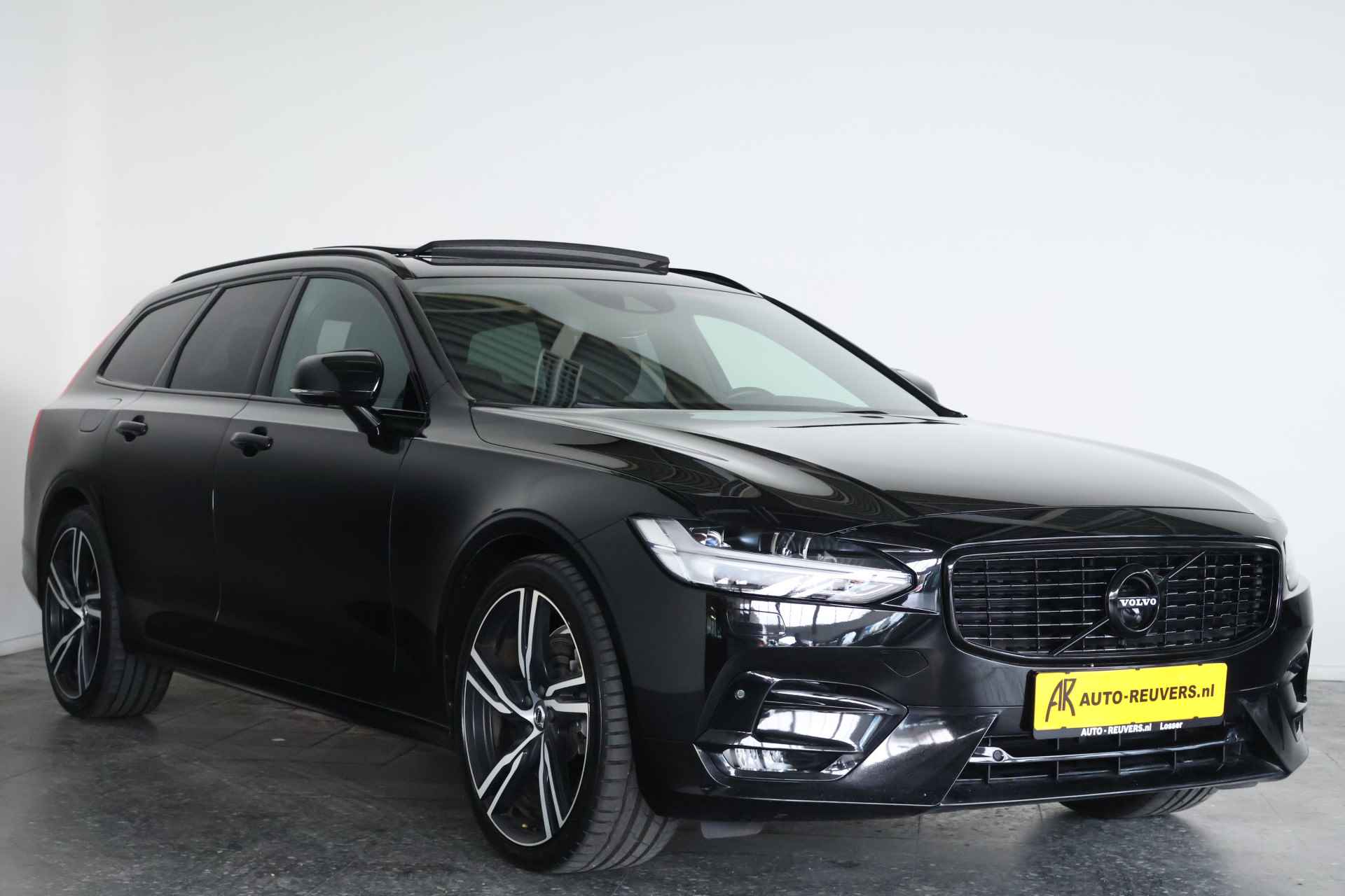 Volvo V90 2.0 D5 AWD R-Design Panorama / Opendak / HUD / Leder / B&W / Pilot Assist - 5/37