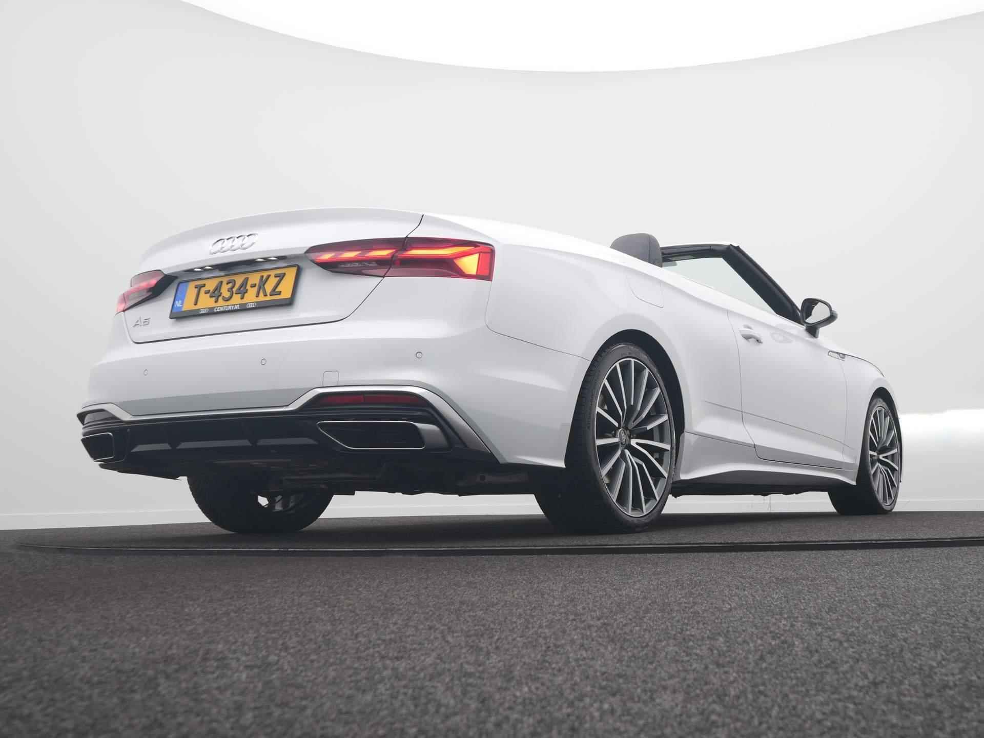 Audi A5 Cabriolet 35 TFSI S edition 19 Inch - Leer - Navigatie - Camera - 10/56