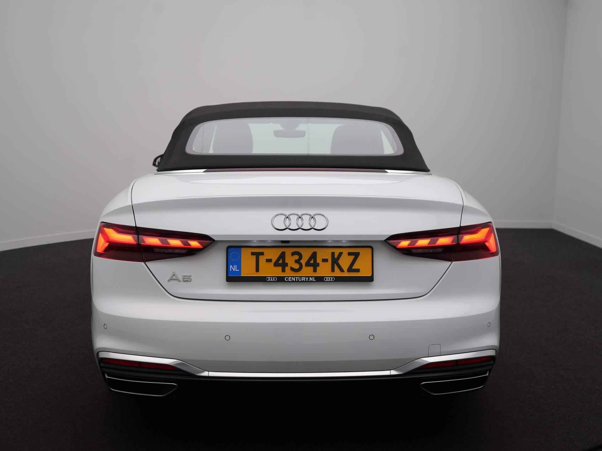 Audi A5 Cabriolet 35 TFSI S edition 19 Inch - Leer - Navigatie - Camera - 14/56