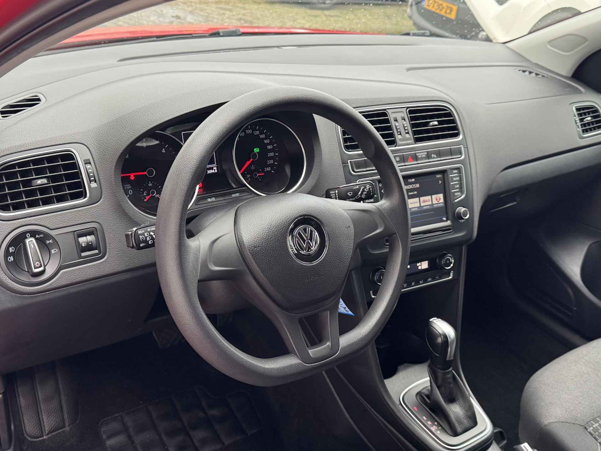 Volkswagen Polo 17"/automaat/clima/cruise 1.4 TDI Comfortline - 4/24