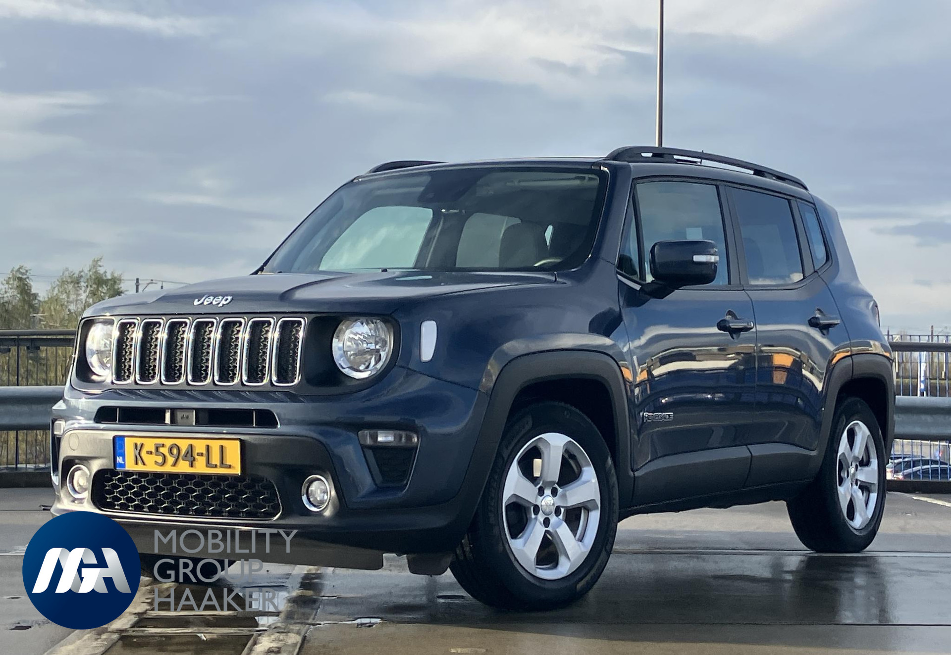 Jeep Renegade 1.3T DDCT Longitude / Panodak / Clima