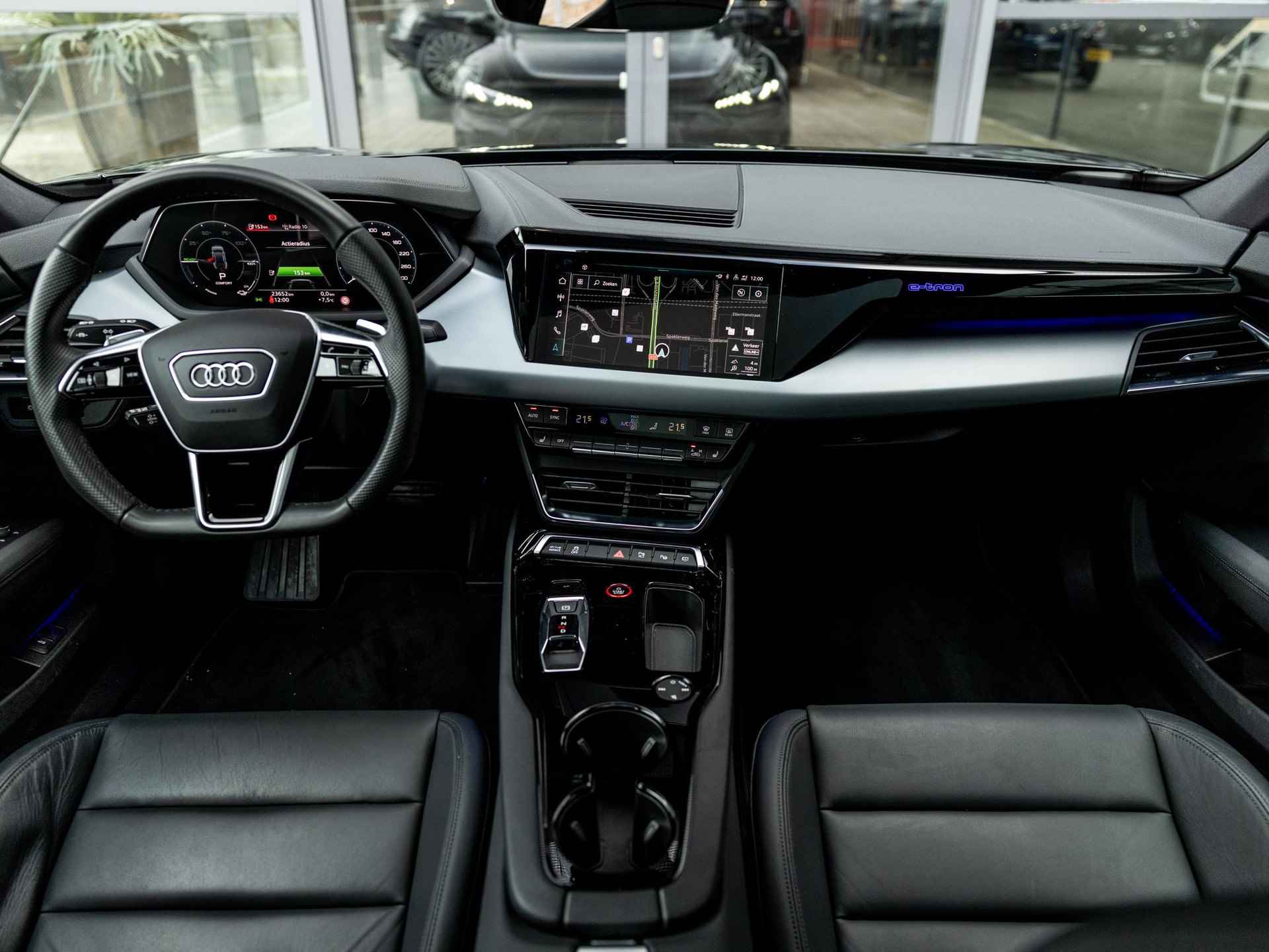Audi e-tron GT GT 93 kWh | PANORAMADAK | SFEERVERLICHTING | ADAPTIEVE CRUISECONTROL | LUCHTVERING | TOPVIEW CAMERA | 21” VELGEN | HULPPAKKET PLUS | AFGEVLAKT STUUR | ACHTERBANKVERWARMING | - 15/57