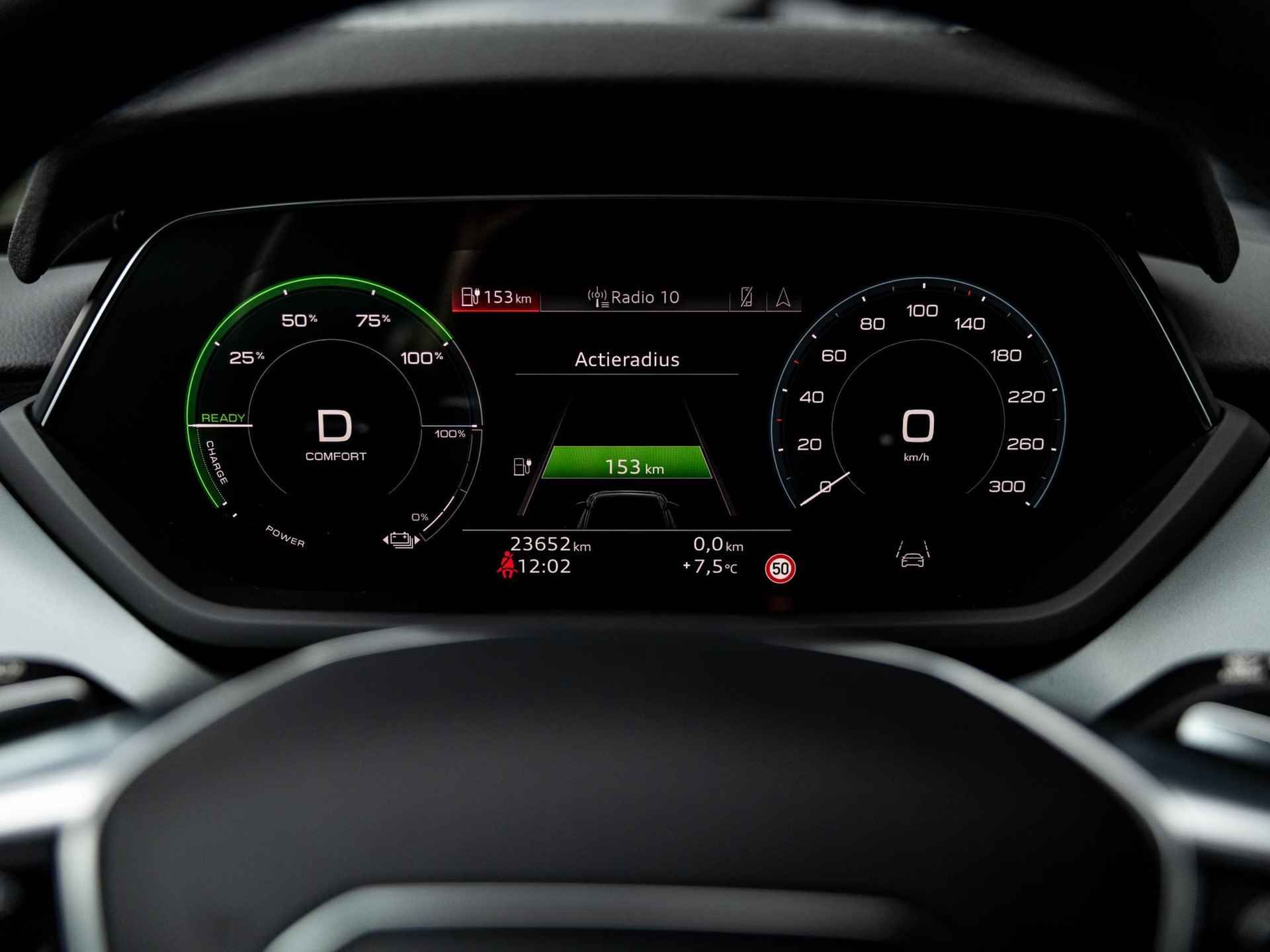 Audi e-tron GT GT 93 kWh | PANORAMADAK | SFEERVERLICHTING | ADAPTIEVE CRUISECONTROL | LUCHTVERING | TOPVIEW CAMERA | 21” VELGEN | HULPPAKKET PLUS | AFGEVLAKT STUUR | ACHTERBANKVERWARMING | - 19/57
