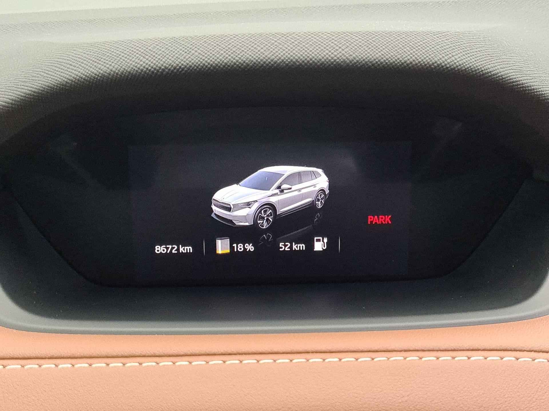 Skoda Enyaq 60 Selection 180pk Automaat Trekhaak, Adaptive cruise control, Lederen bekleding, Achteruitrijcamera, Navigatie, Stoelverwarming, Parkeersensoren, Stuurwiel verwarmd - 12/33