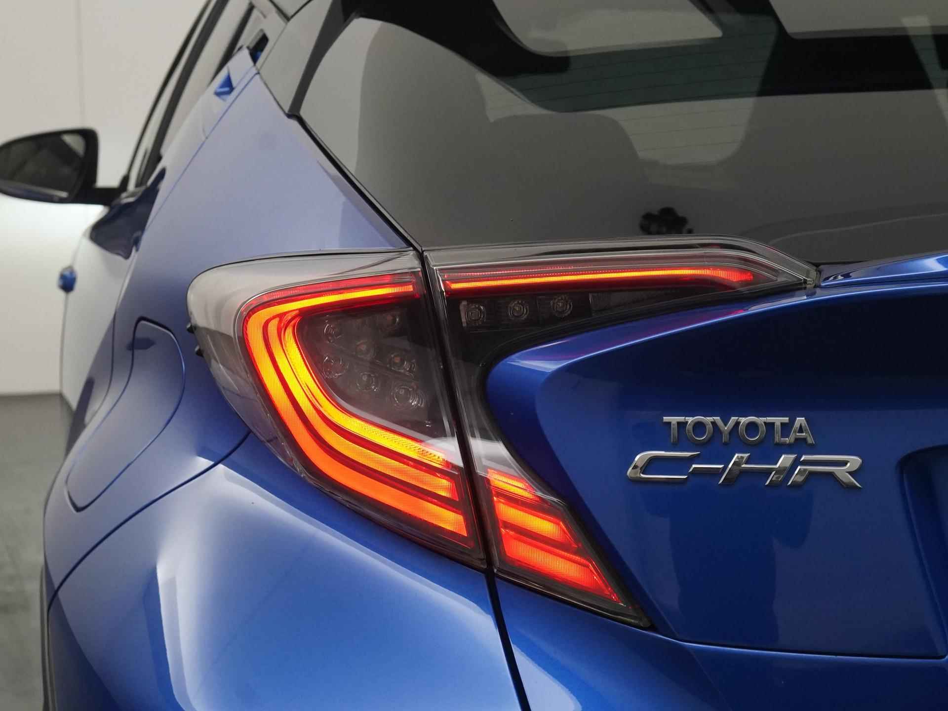 Toyota C-HR 1.8 Hybrid Bi-Tone | Alcantara | Zondag Open! - 20/35