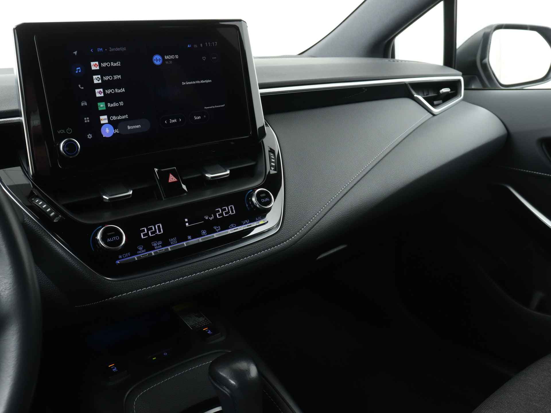 Toyota Corolla Touring Sports 1.8 Hybrid Dynamic | Navigatie | Stoelverwarming | - 8/42