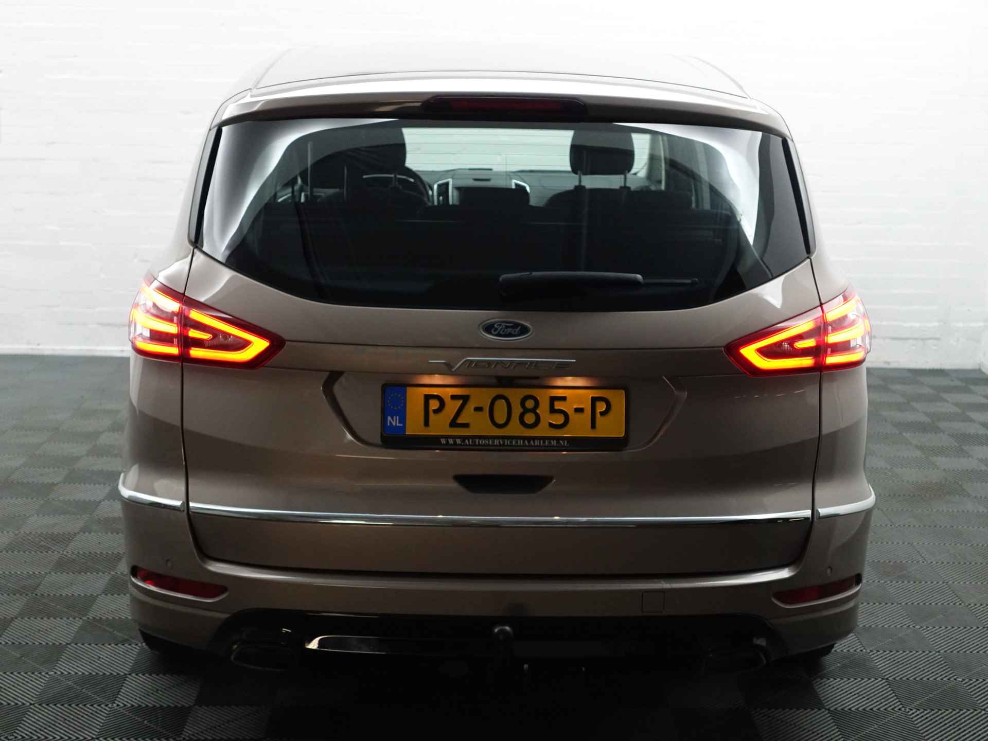 Ford S-Max 1.5 Vignale- Design Leder, Memory Seats, Sfeerverlichting, Camera, Carplay, Keyless, Ada Cruise - 40/45