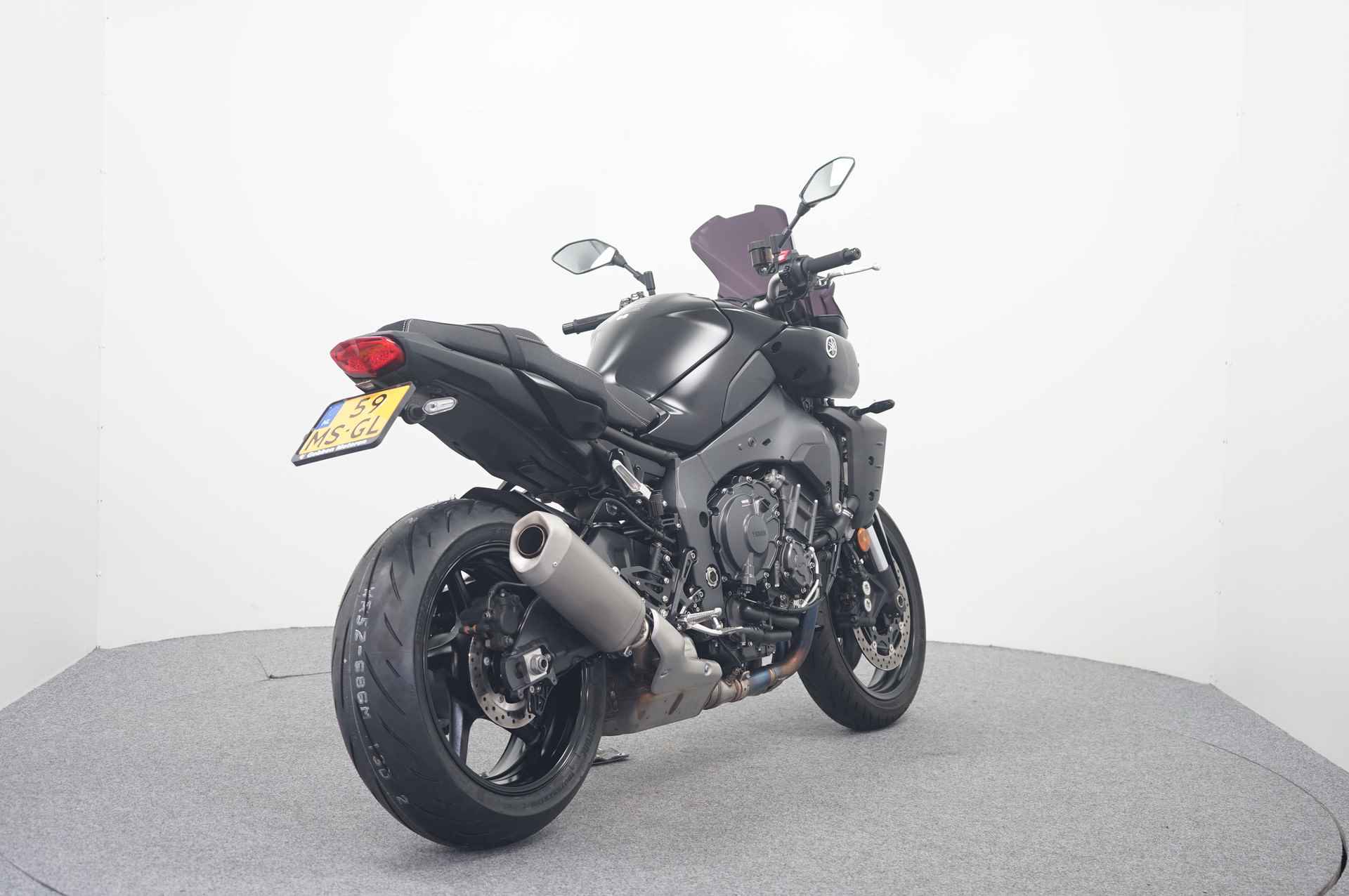 Yamaha MT-10 ABS - 8/15