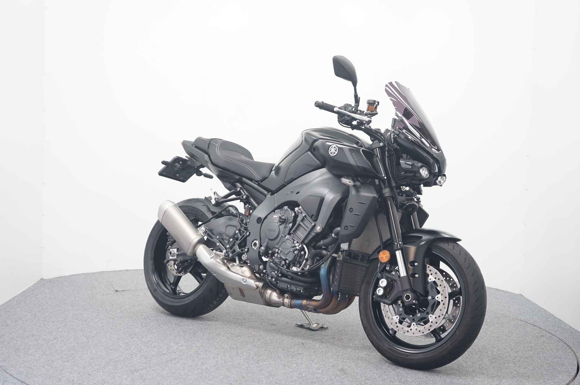 Yamaha MT-10 ABS - 2/15