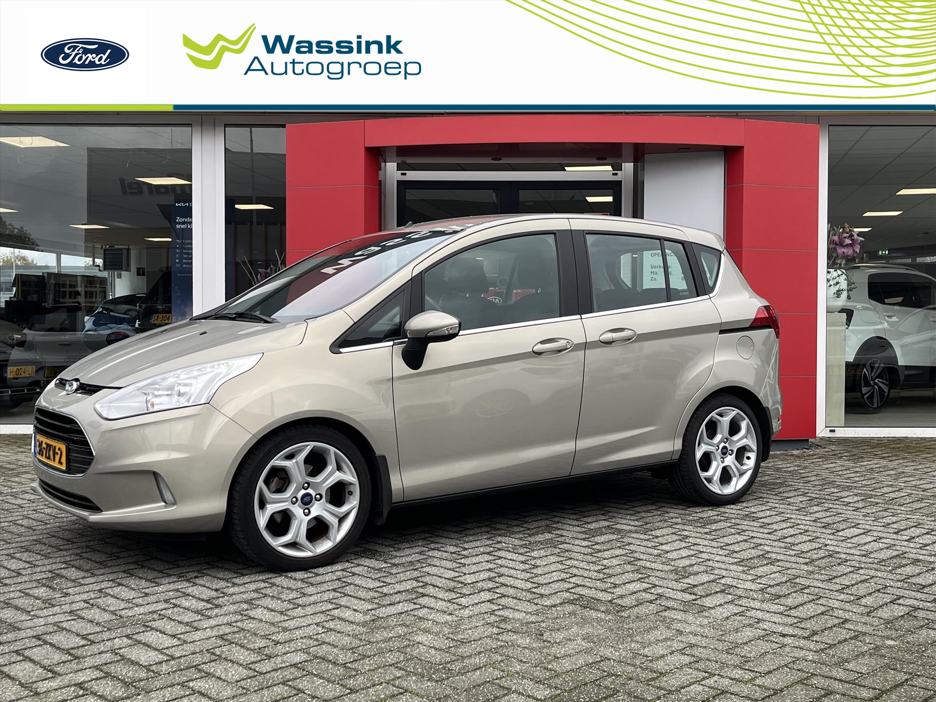 Ford B-Max 1.6 Ti-VCT 105PK Automaat Titanium | Climatronic | Verwarmbare half lederen stoelen | Parkeersensoren | 2 schuifdeuren | Volledig onderhouden |