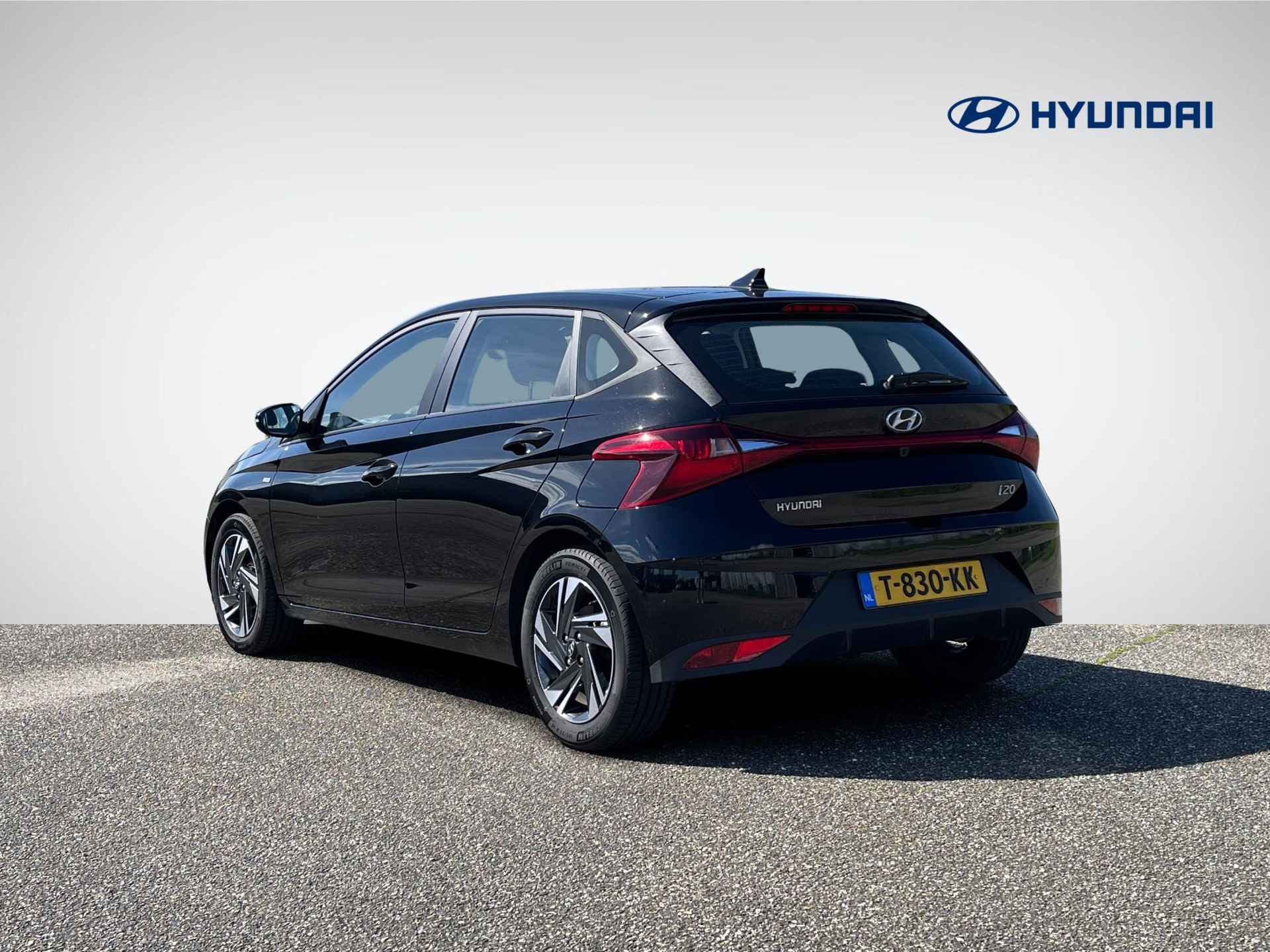 Hyundai i20 1.0 T-GDI Comfort Smart | Navigatie | Camera | Apple Carplay/Android Auto | Cruise Control | Park. Sensor | Dodehoek | Rijklaarprijs! - 6/25