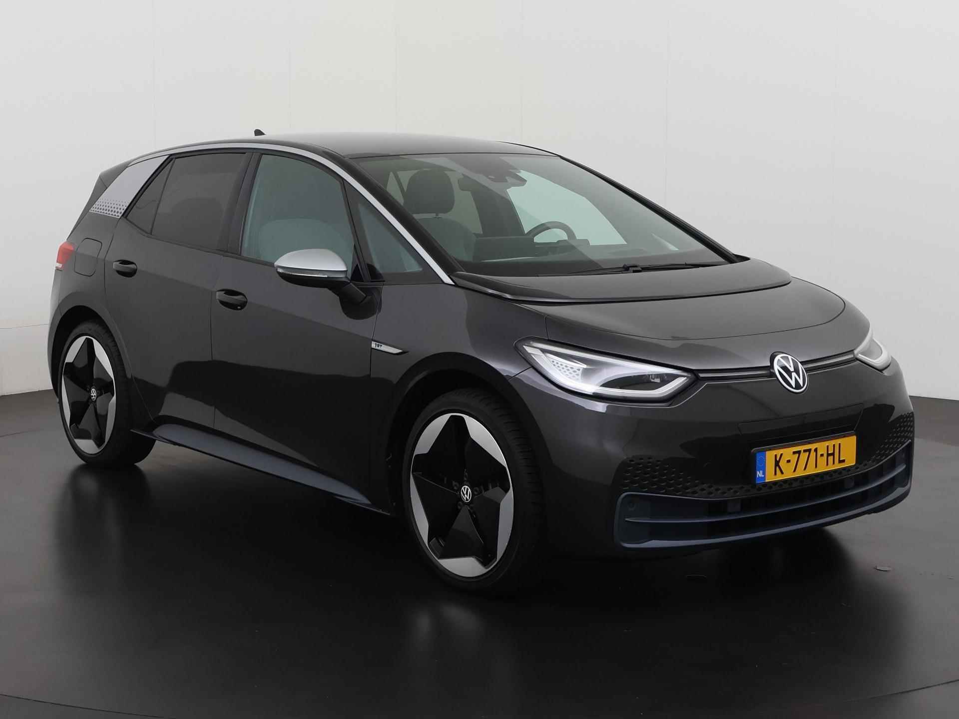 Volkswagen ID.3 First Max 58 kWh | Panoramadak | Stoelmassage | Head Up |  Zondag Open! - 30/43