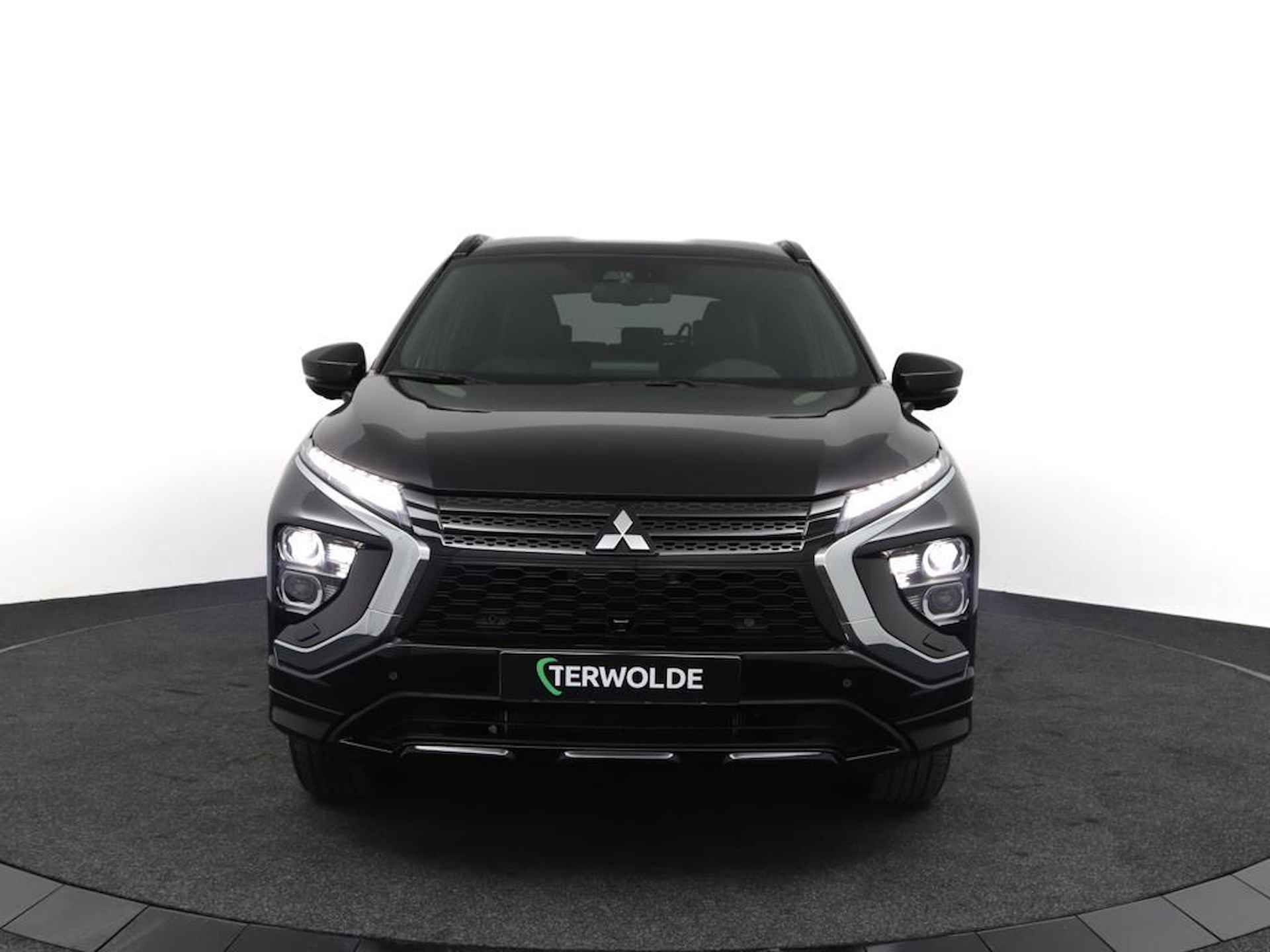 Mitsubishi Eclipse Cross 2.4 PHEV Executive | 360° Camera | Adaptive Cruise Control | Climate Control | Navigatie | Stoel- en Stuurverwarming - 8/48