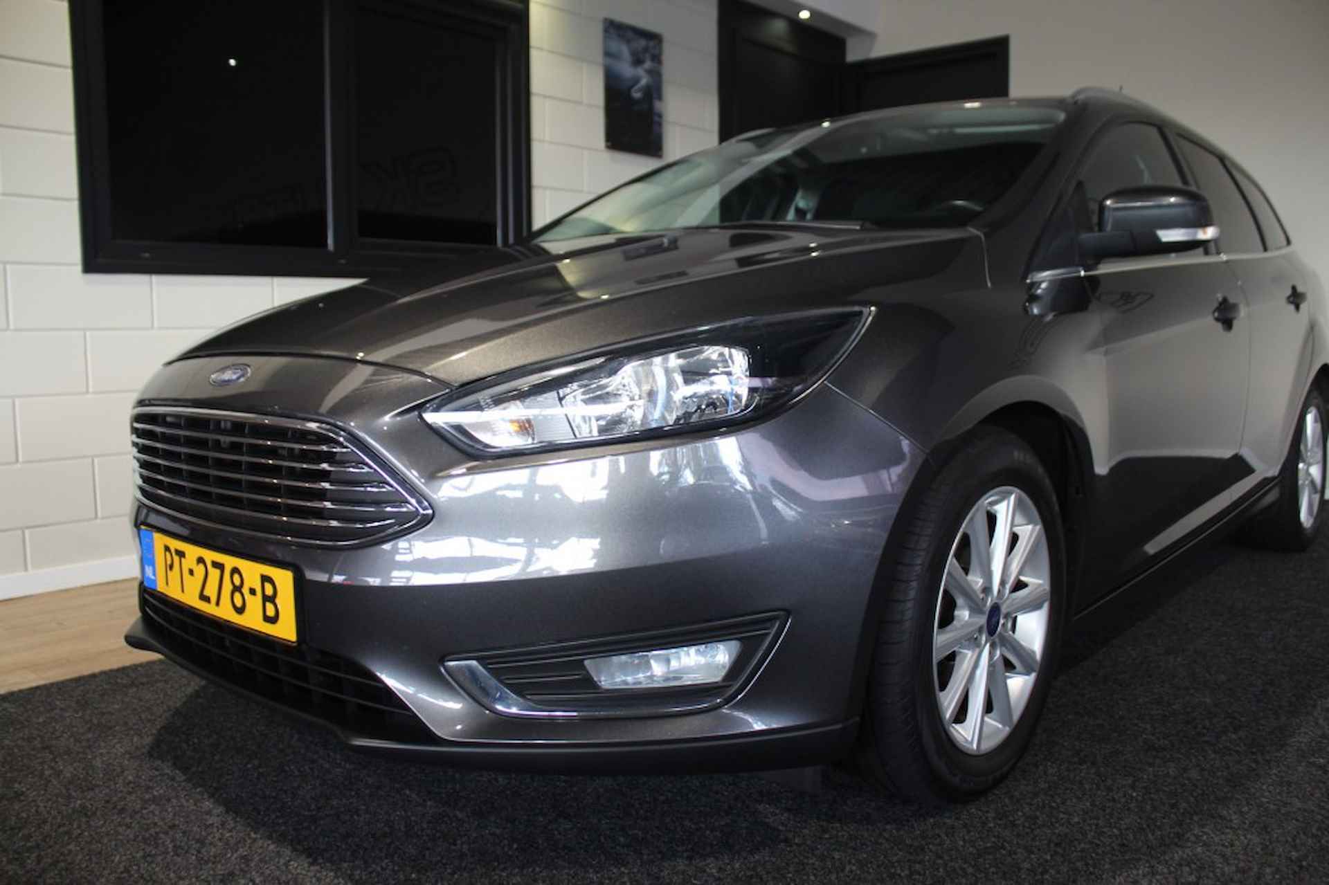 FORD Focus 1.0 TITANIUM NAVI CRUISE PDC ISOFIX USB 6BAK ALL-IN PRIJS! - 4/53