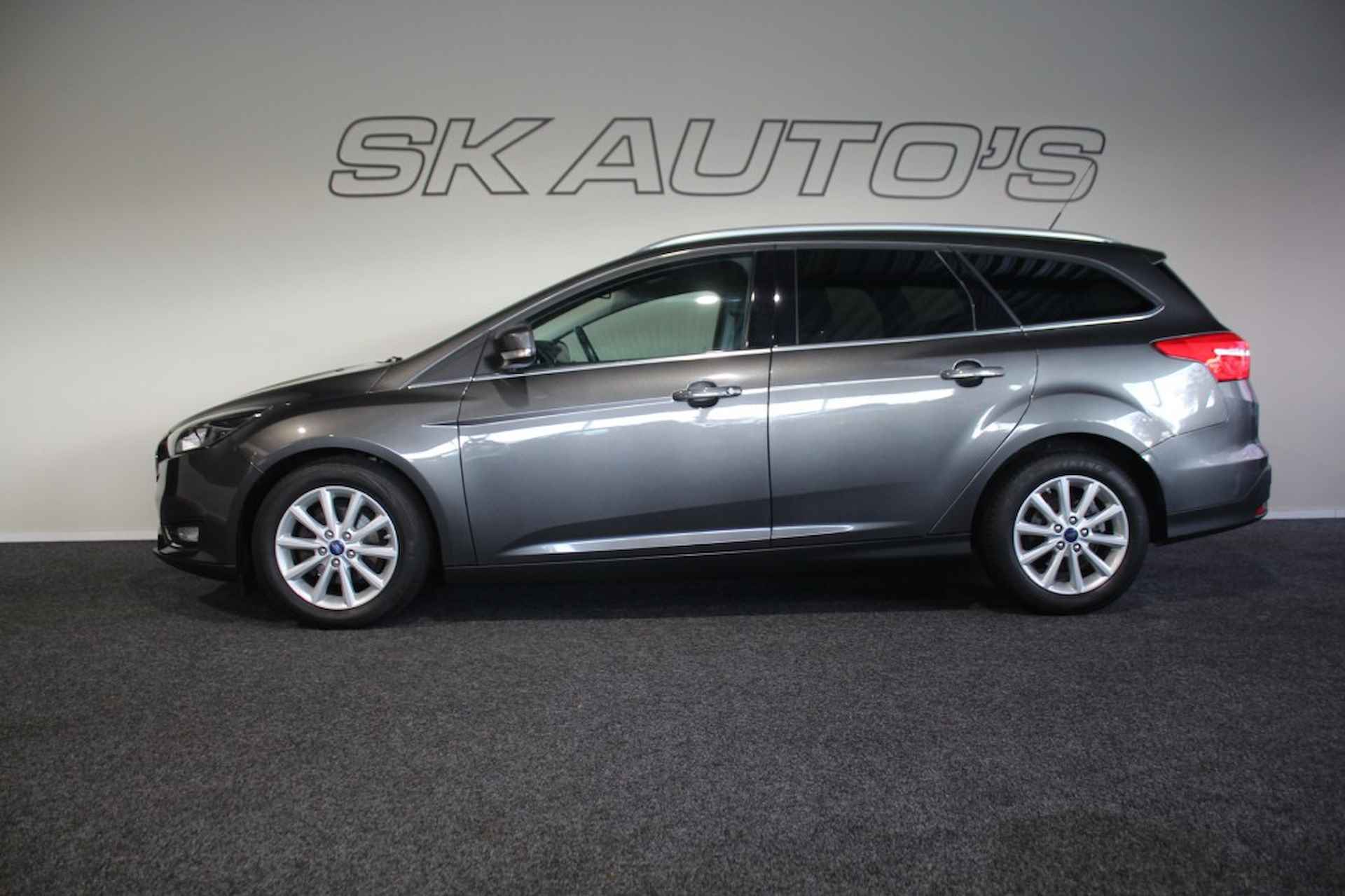 FORD Focus 1.0 TITANIUM NAVI CRUISE PDC ISOFIX USB 6BAK ALL-IN PRIJS! - 9/53