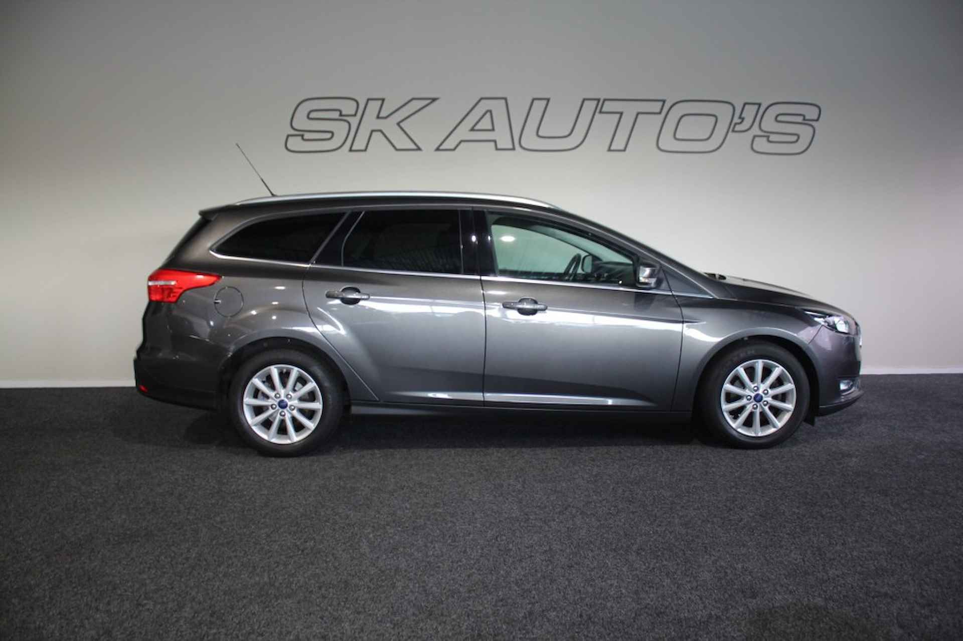 FORD Focus 1.0 TITANIUM NAVI CRUISE PDC ISOFIX USB 6BAK ALL-IN PRIJS! - 36/53