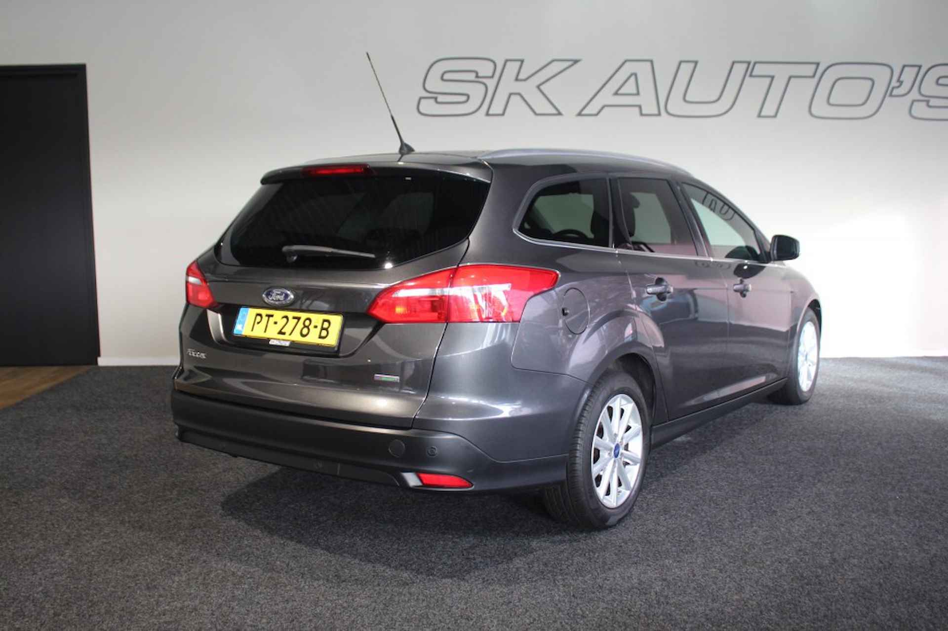 FORD Focus 1.0 TITANIUM NAVI CRUISE PDC ISOFIX USB 6BAK ALL-IN PRIJS! - 44/53