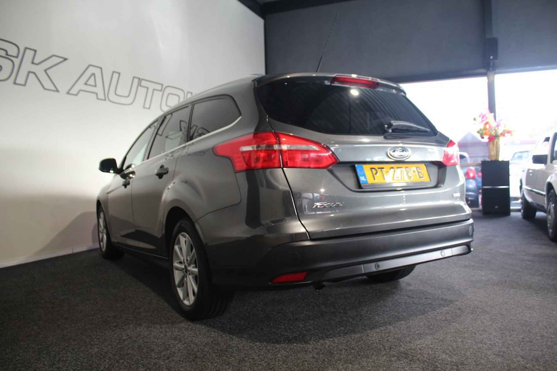 FORD Focus 1.0 TITANIUM NAVI CRUISE PDC ISOFIX USB 6BAK ALL-IN PRIJS! - 47/53