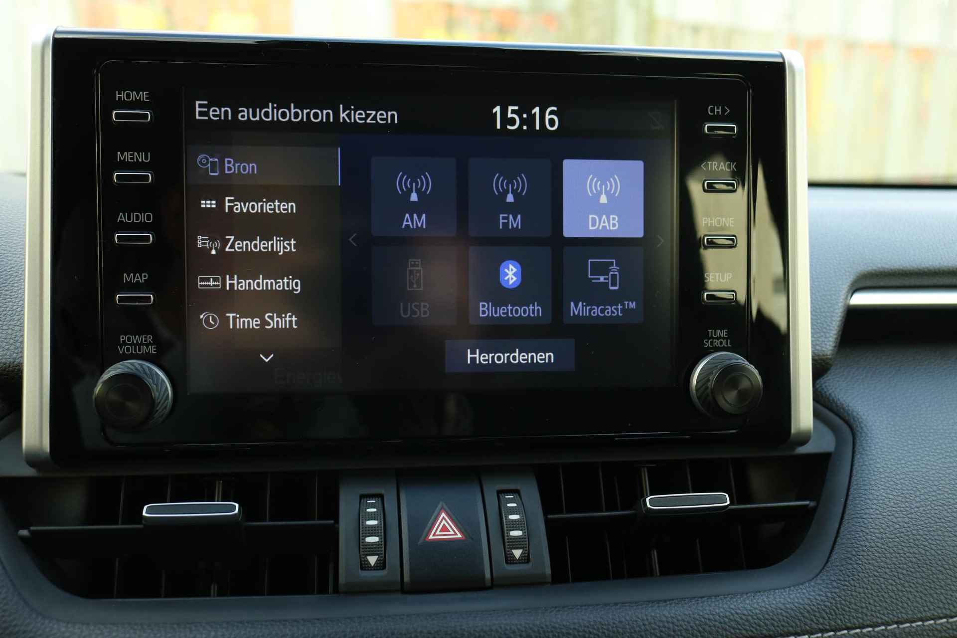 Toyota RAV4 2.5 Hybrid Active, Navi, Sensoren, Bearlock - 14/32