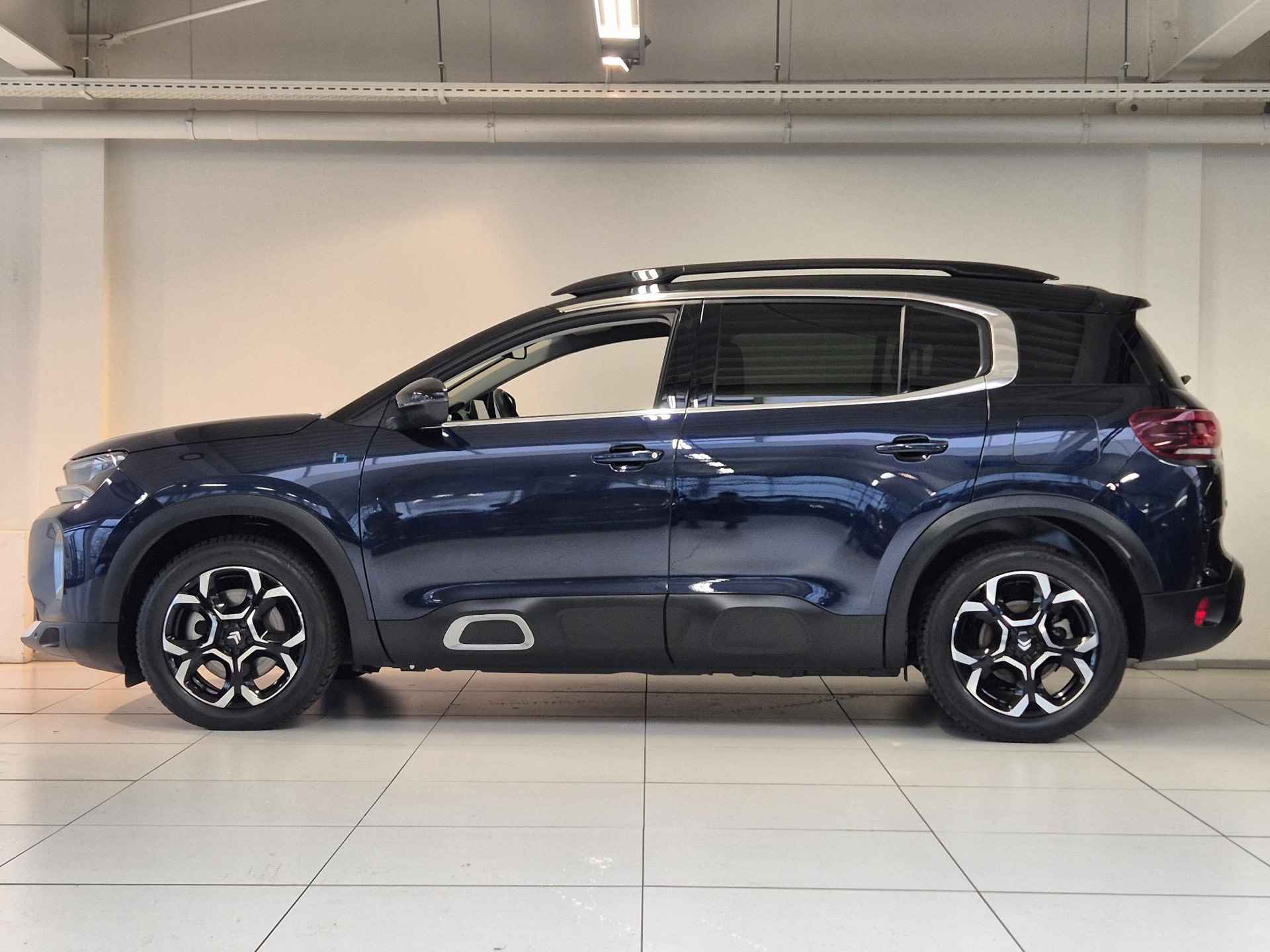 Citroen C5 Aircross 1.6 Plug-in Hybrid Business Plus | Automaat | Panoramisch Schuifdak | 360º Camera | Keyless Entry/Start | Apple Carplay/Android Auto | - 5/38