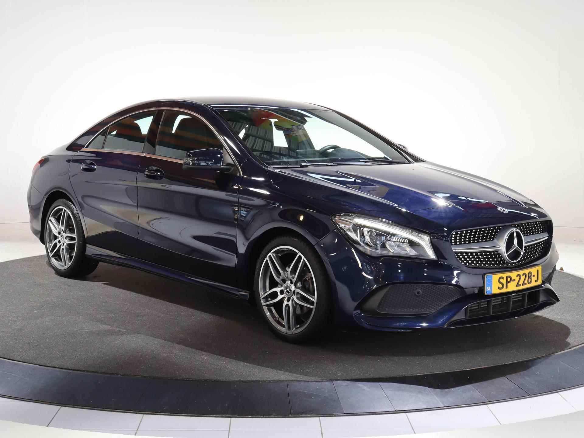 Mercedes-Benz CLA-klasse 180 Business Solution AMG Upgrade Edition | Achteruitrijcamera | Navigatie | Stoelverwarming | - 25/27