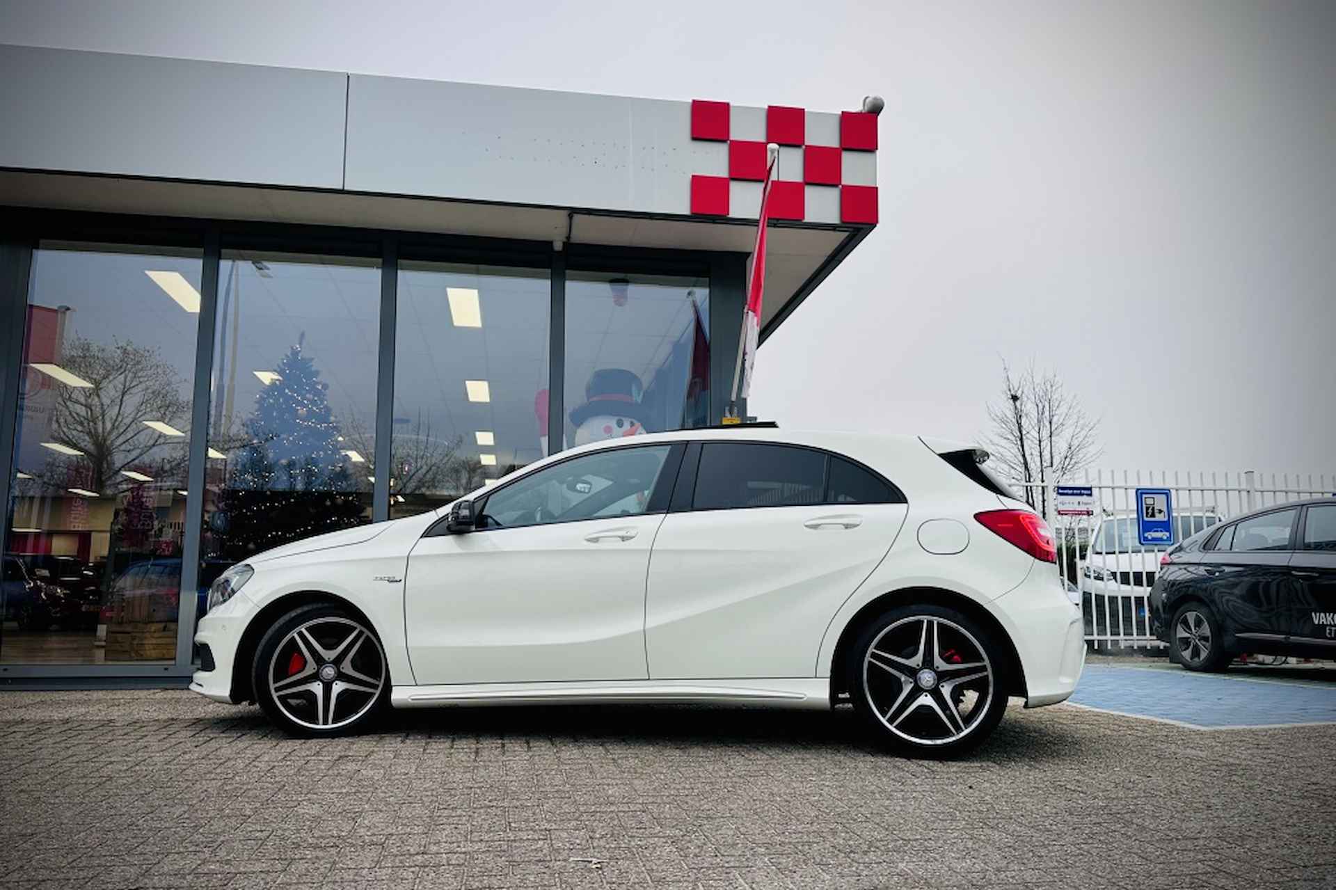 Mercedes-benz A-klasse 200 Ambition AMG PAKKET / SCHUIFDAK / PDC / AIRCO - 6/30