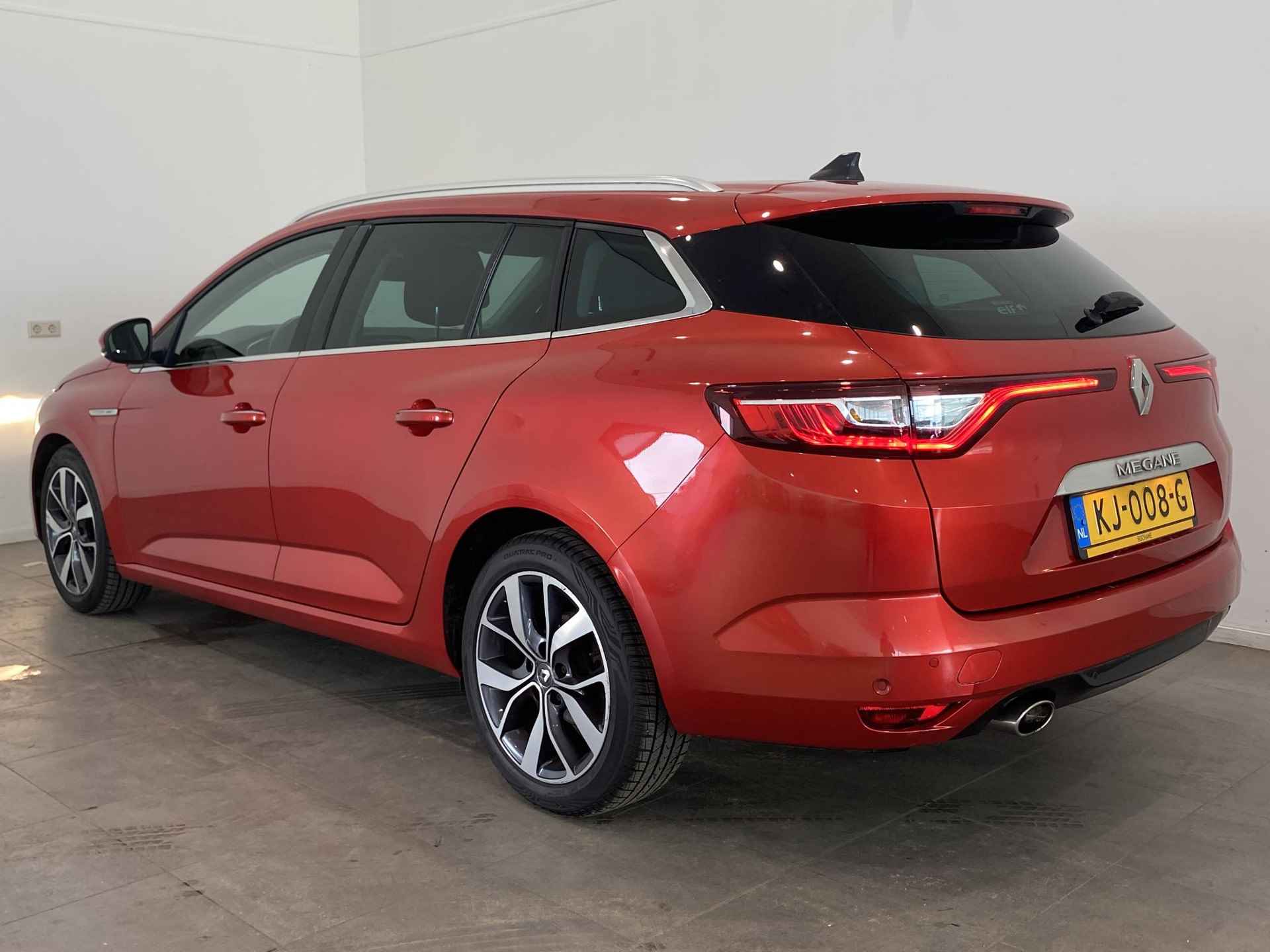 Renault Mégane Estate 1.2 TCe 130 EDC Bose | CLIMA | CRUISE | CAMERA | NAVI | PDC | Bose | - 9/30